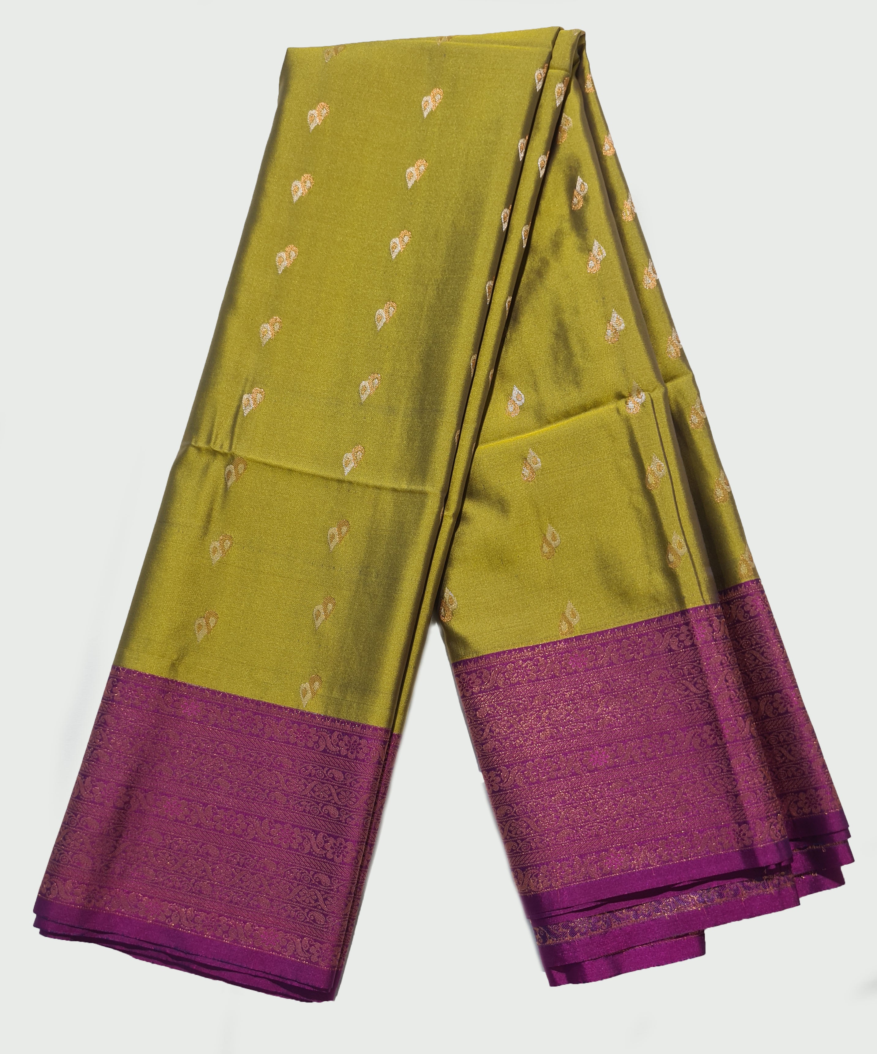 Kanchi Vegan Silk Saree With Contrast Blouse and Rich Jari Pallu