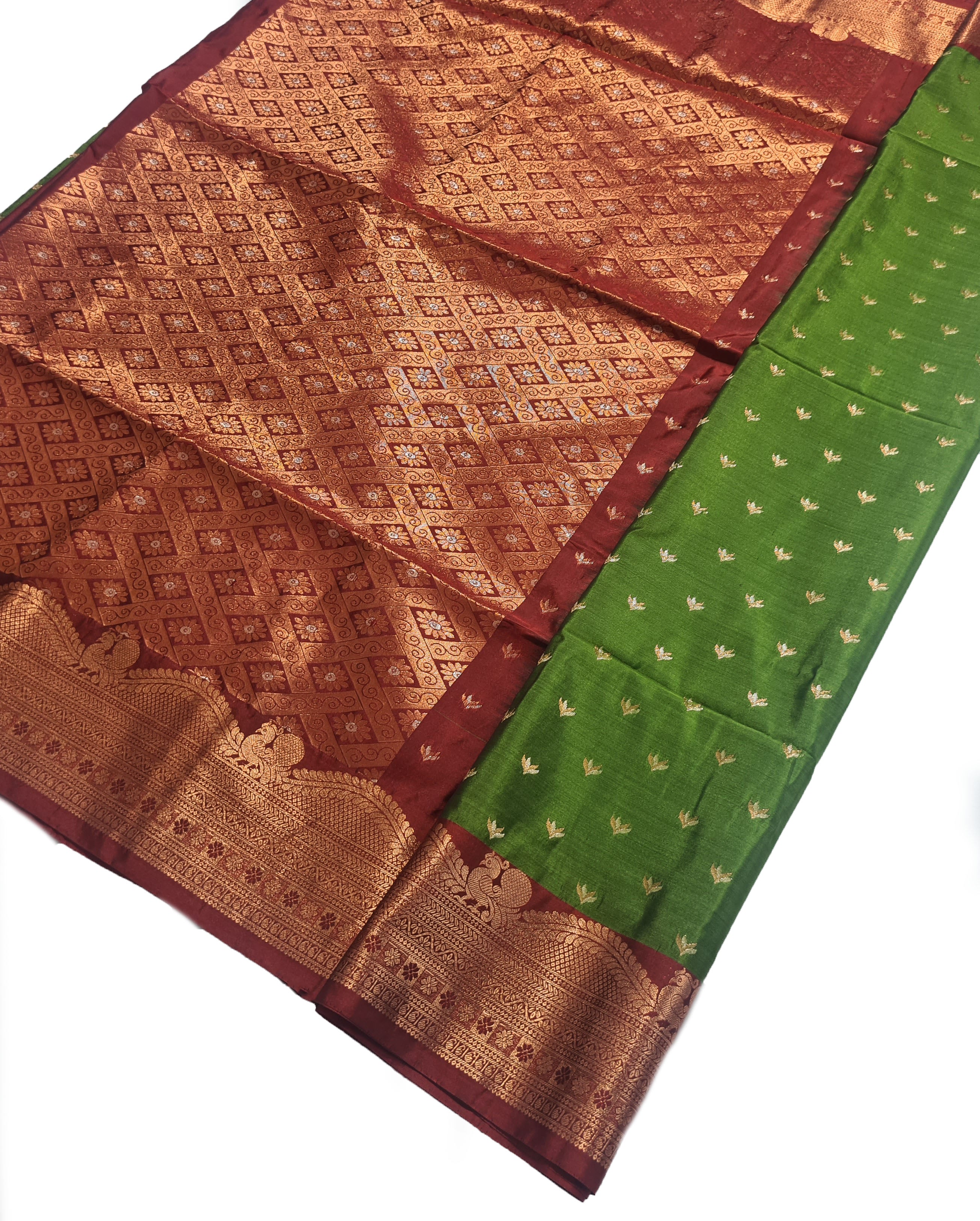 Kanchi Vegan Silk Saree With Contrast Blouse and Rich Jari Pallu