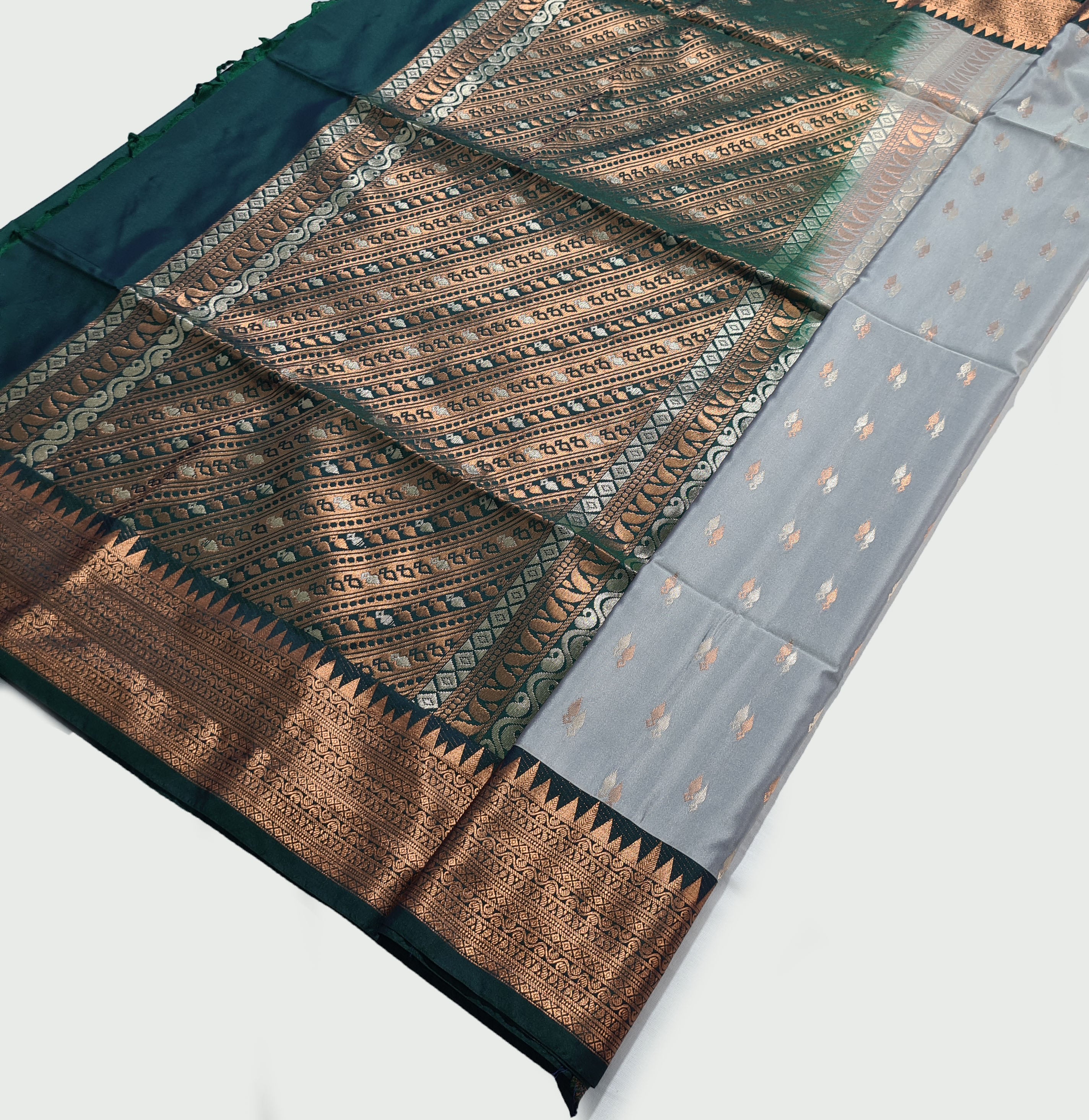 Kanchi Vegan Silk Saree With Contrast Blouse and Rich Jari Pallu