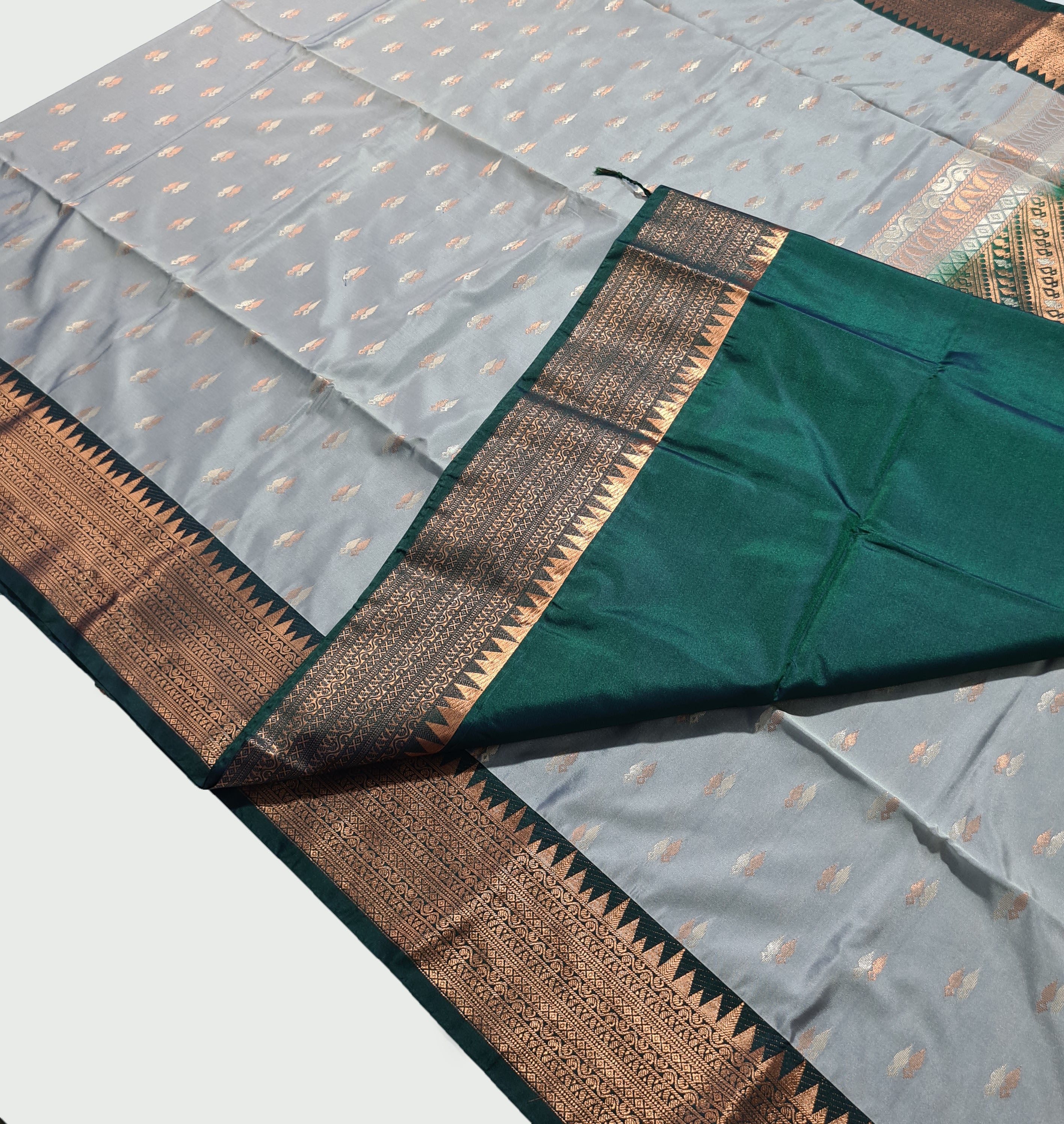 Kanchi Vegan Silk Saree With Contrast Blouse and Rich Jari Pallu
