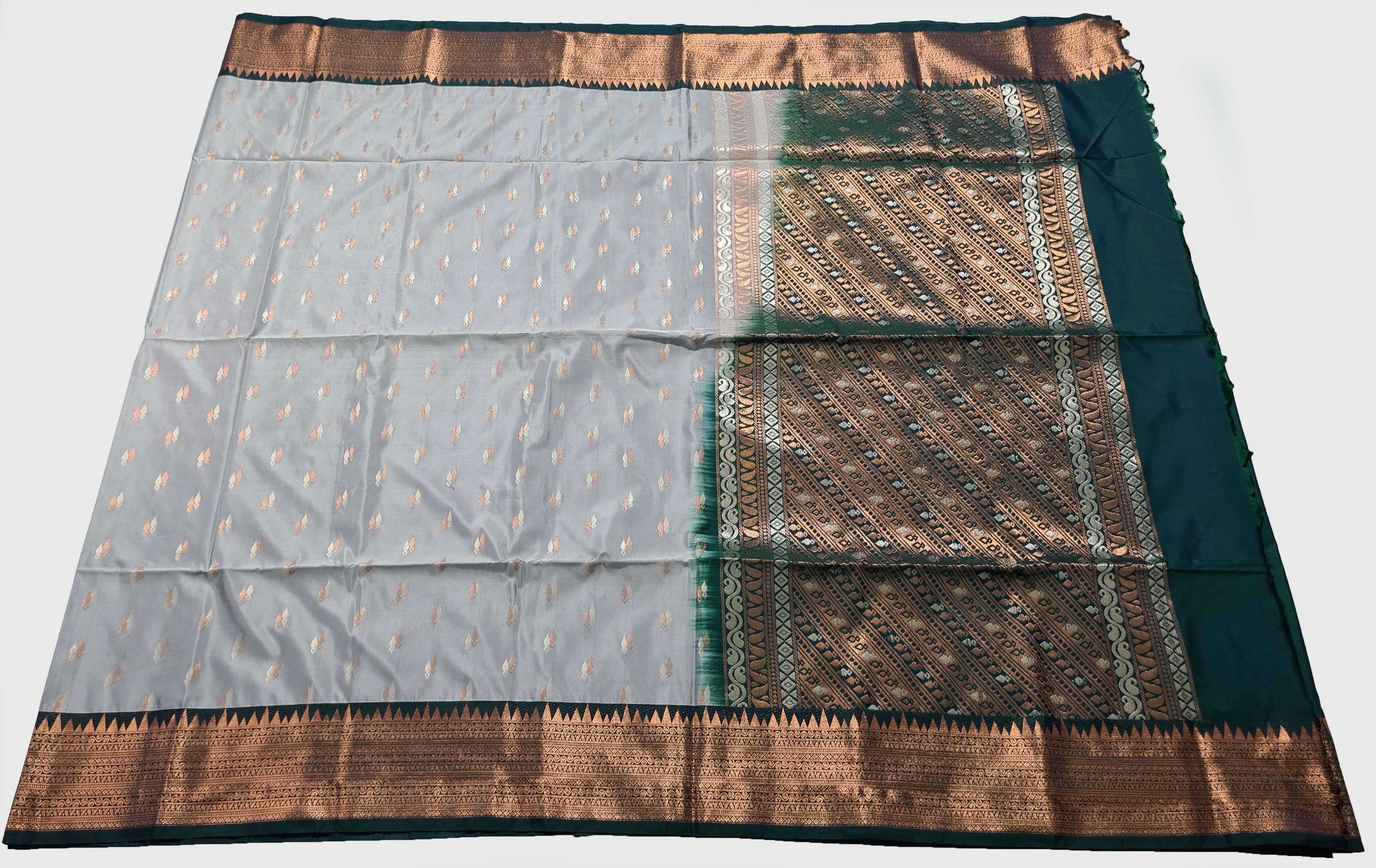Kanchi Vegan Silk Saree With Contrast Blouse and Rich Jari Pallu