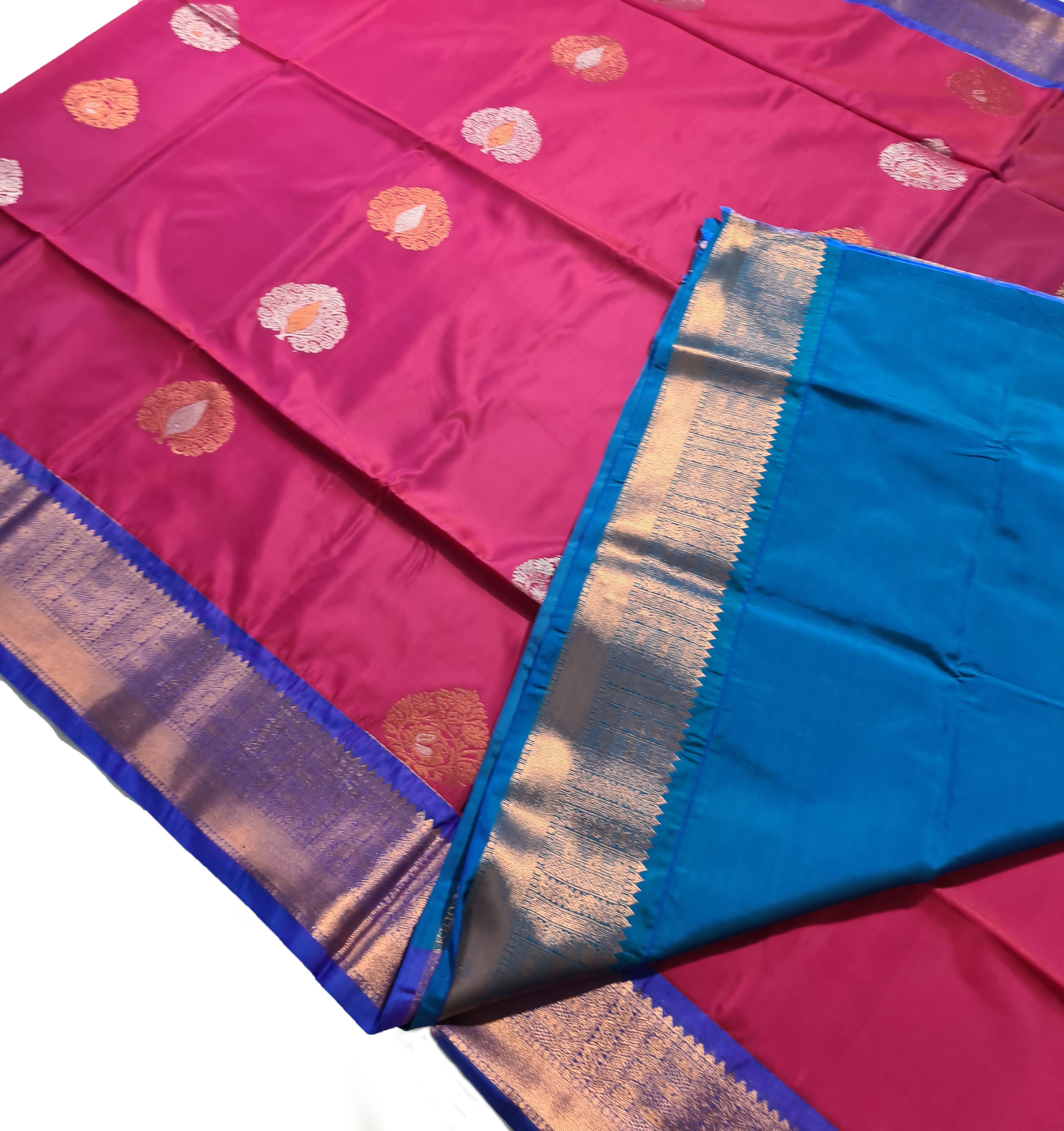 Kanchi Vegan Silk Saree With Contrast Blouse and Rich Jari Pallu