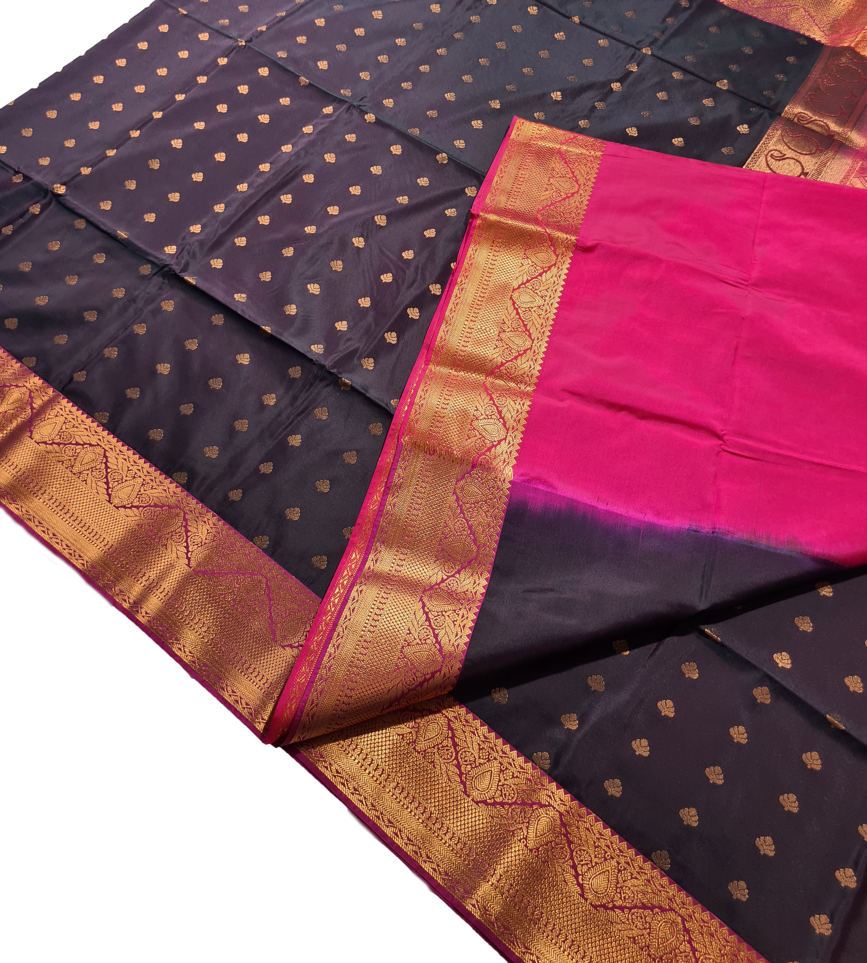 Kanchi Vegan Silk Saree With Contrast Blouse and Rich Jari Pallu