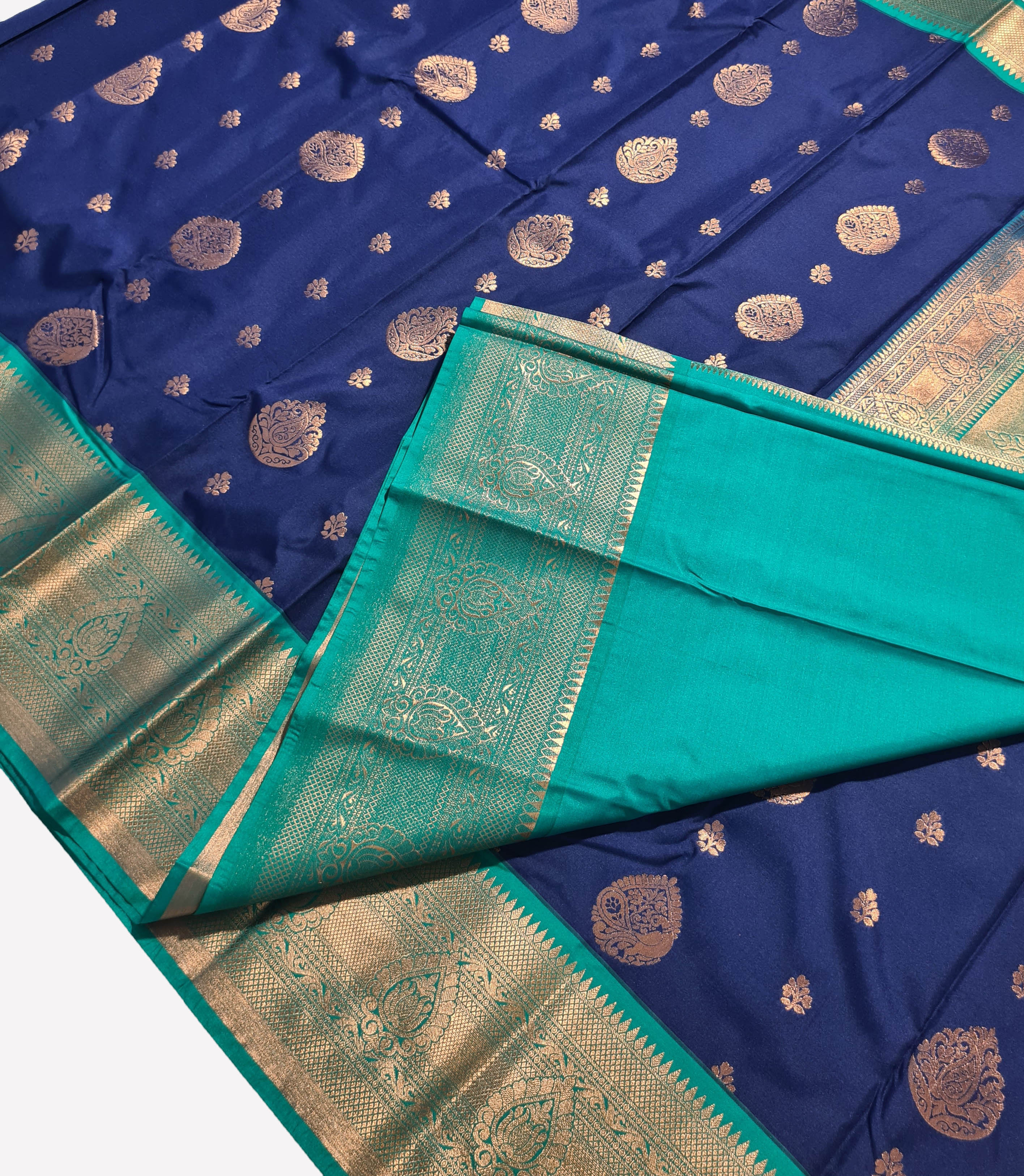 Kanchi Vegan Silk Saree With Contrast Blouse and Rich Jari Pallu