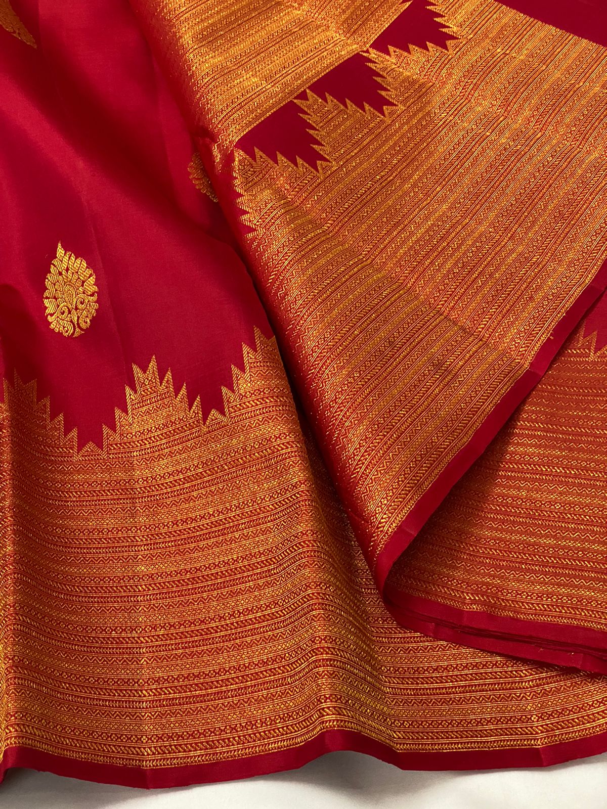 KANCHIPURAM PURE SILK HANDLOOM SAREE   WITH 2 GRAM PURE JARI