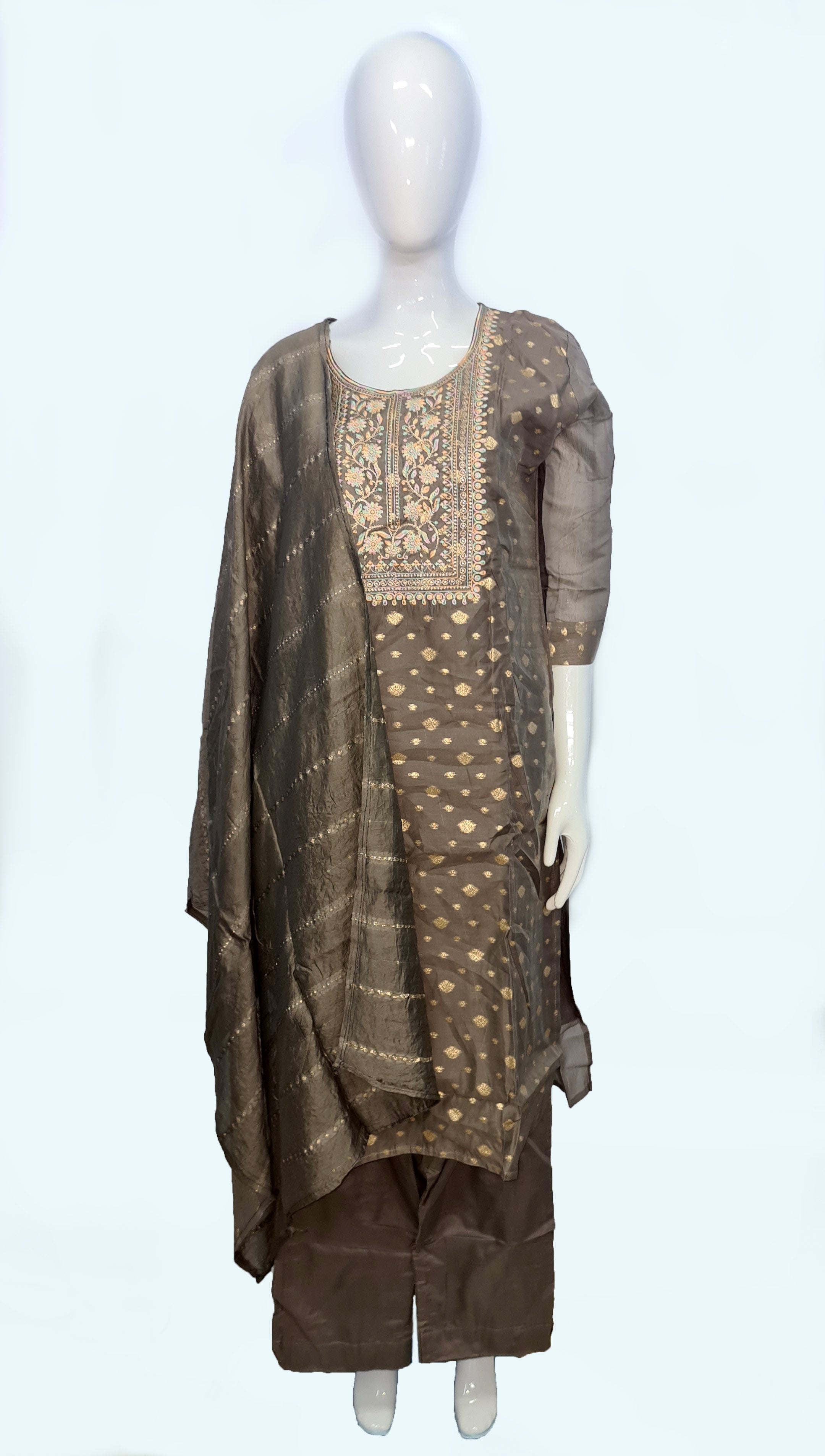 Thread Designer Embroidery Kurtis With Pant And Dupatta Set