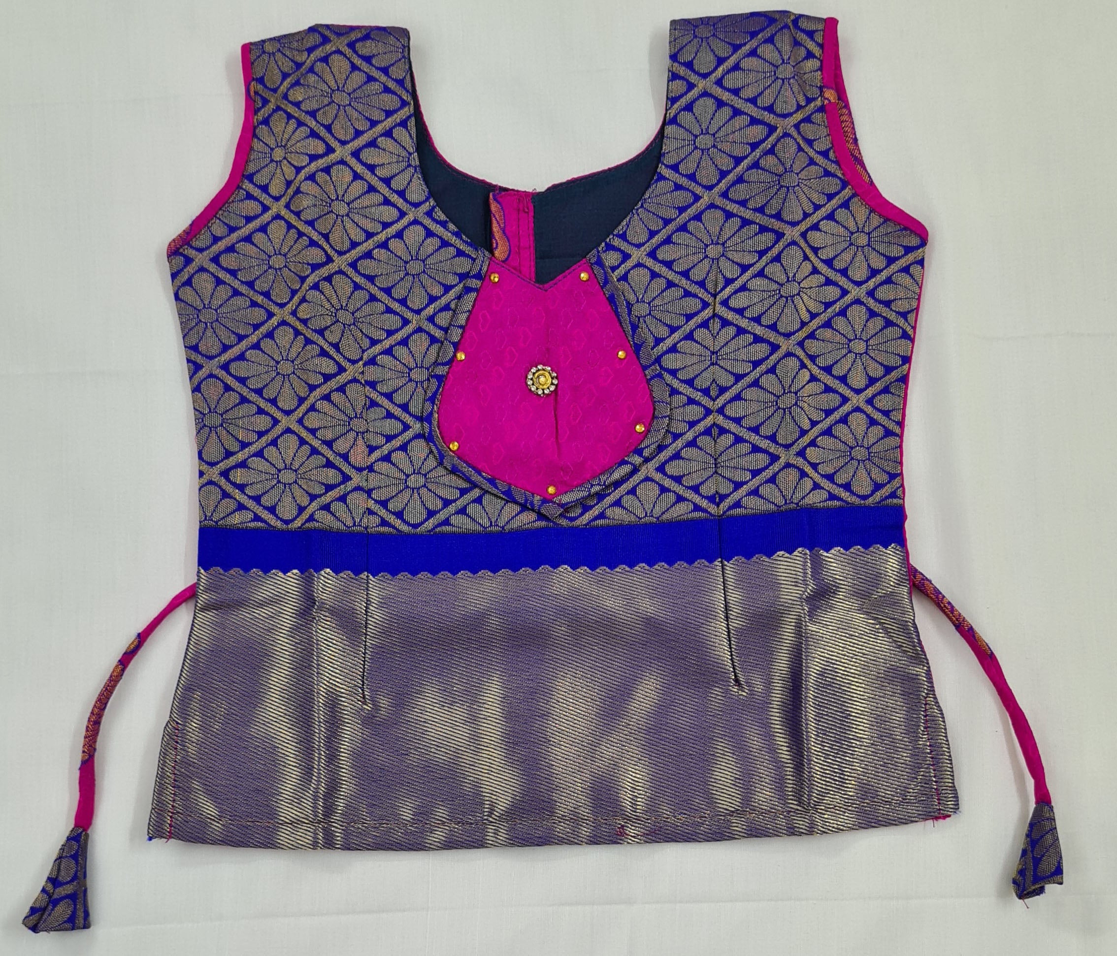 Traditional Pattu Pavadai