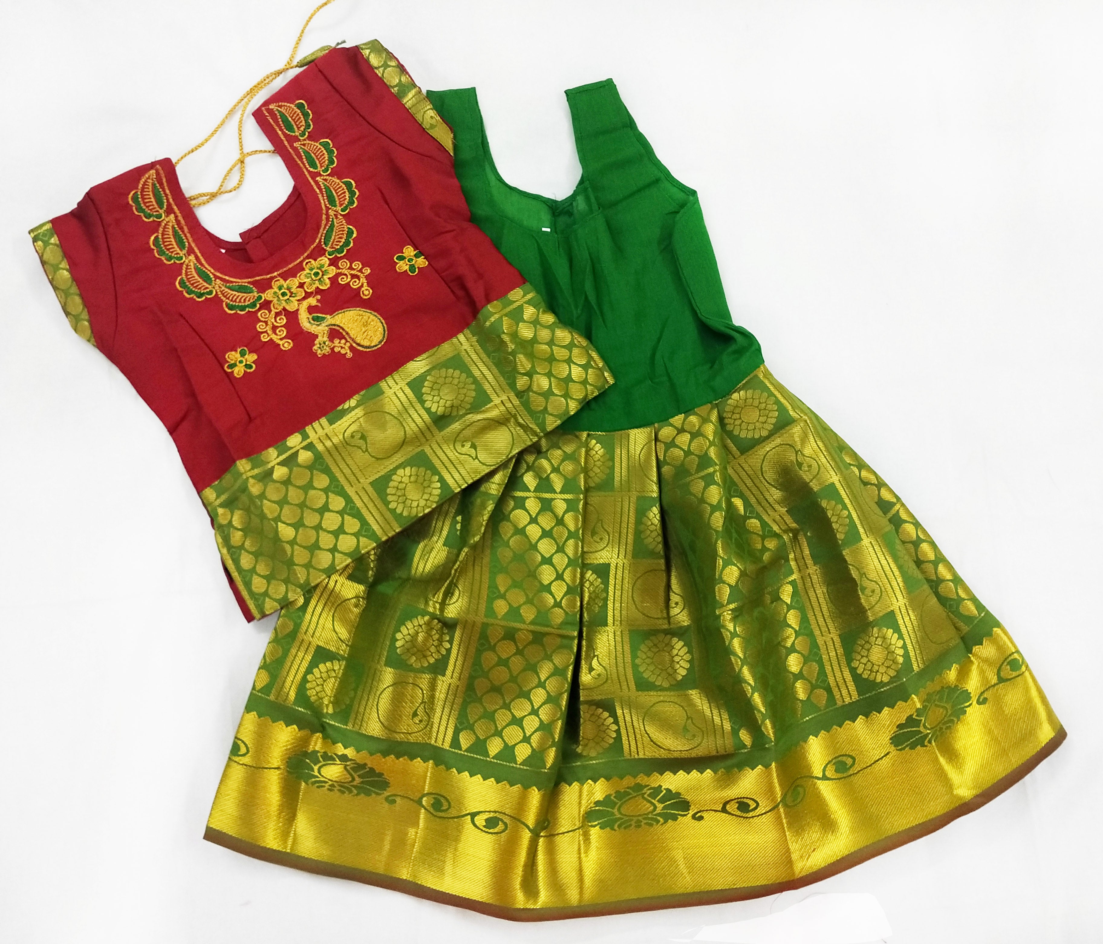 Traditional Pattu Pavadai