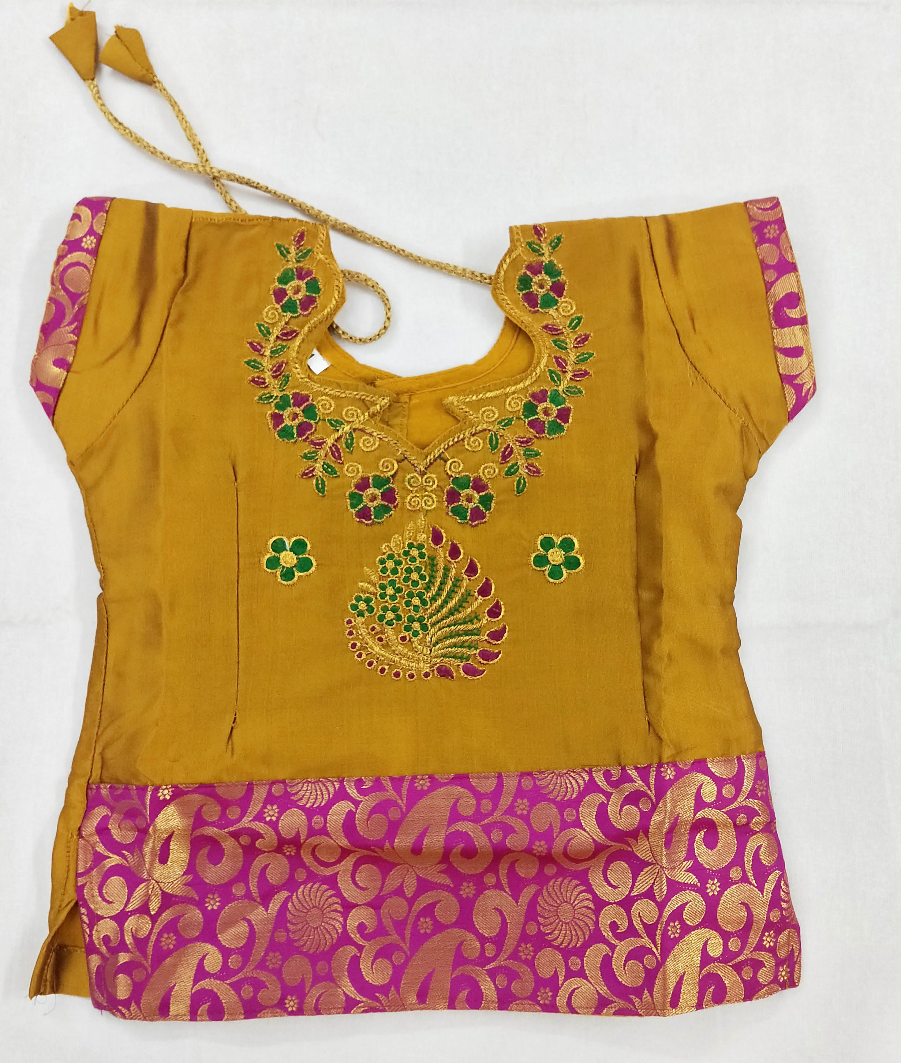 Traditional Pattu Pavadai