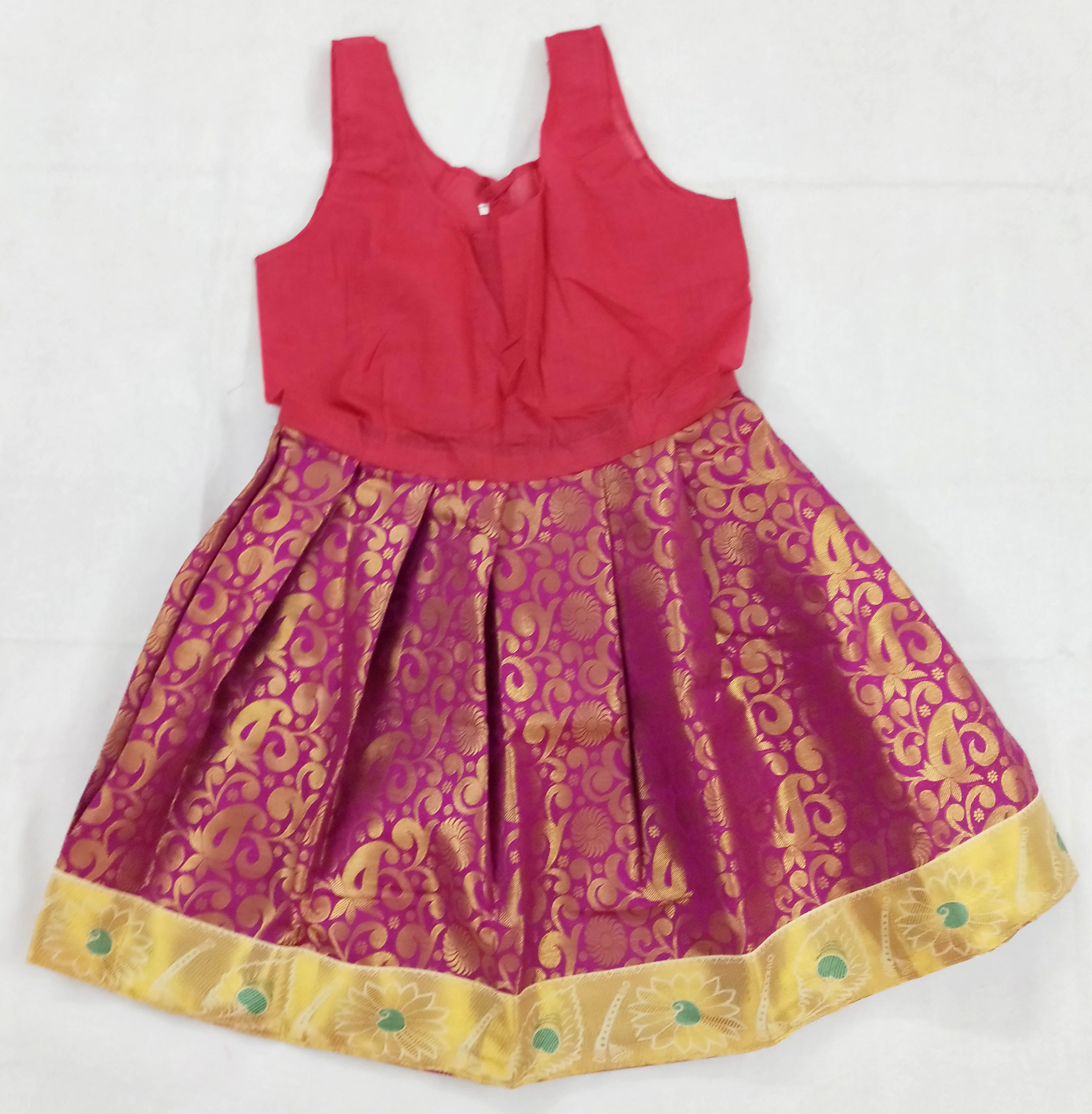 Traditional Pattu Pavadai