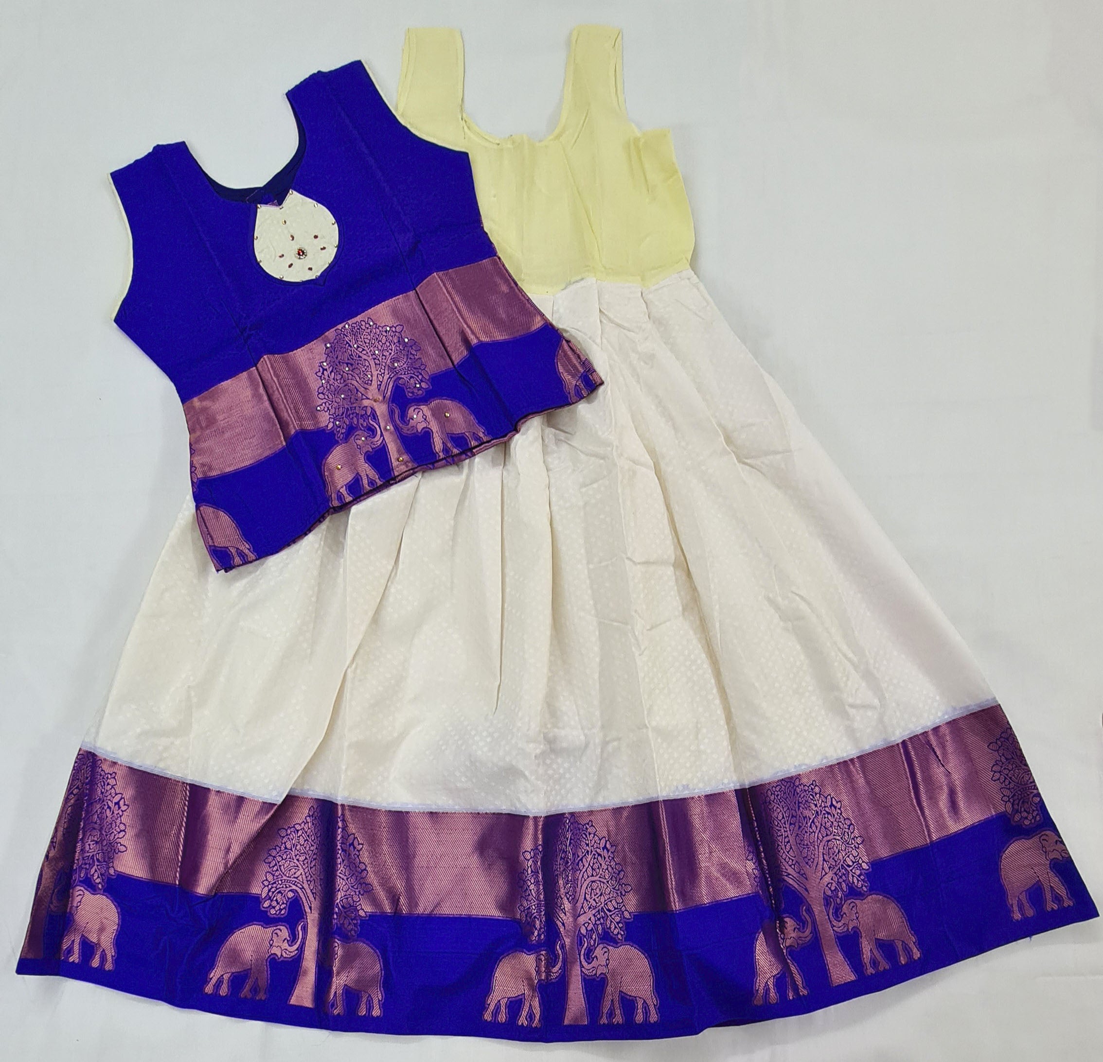 Traditional Pattu Pavadai