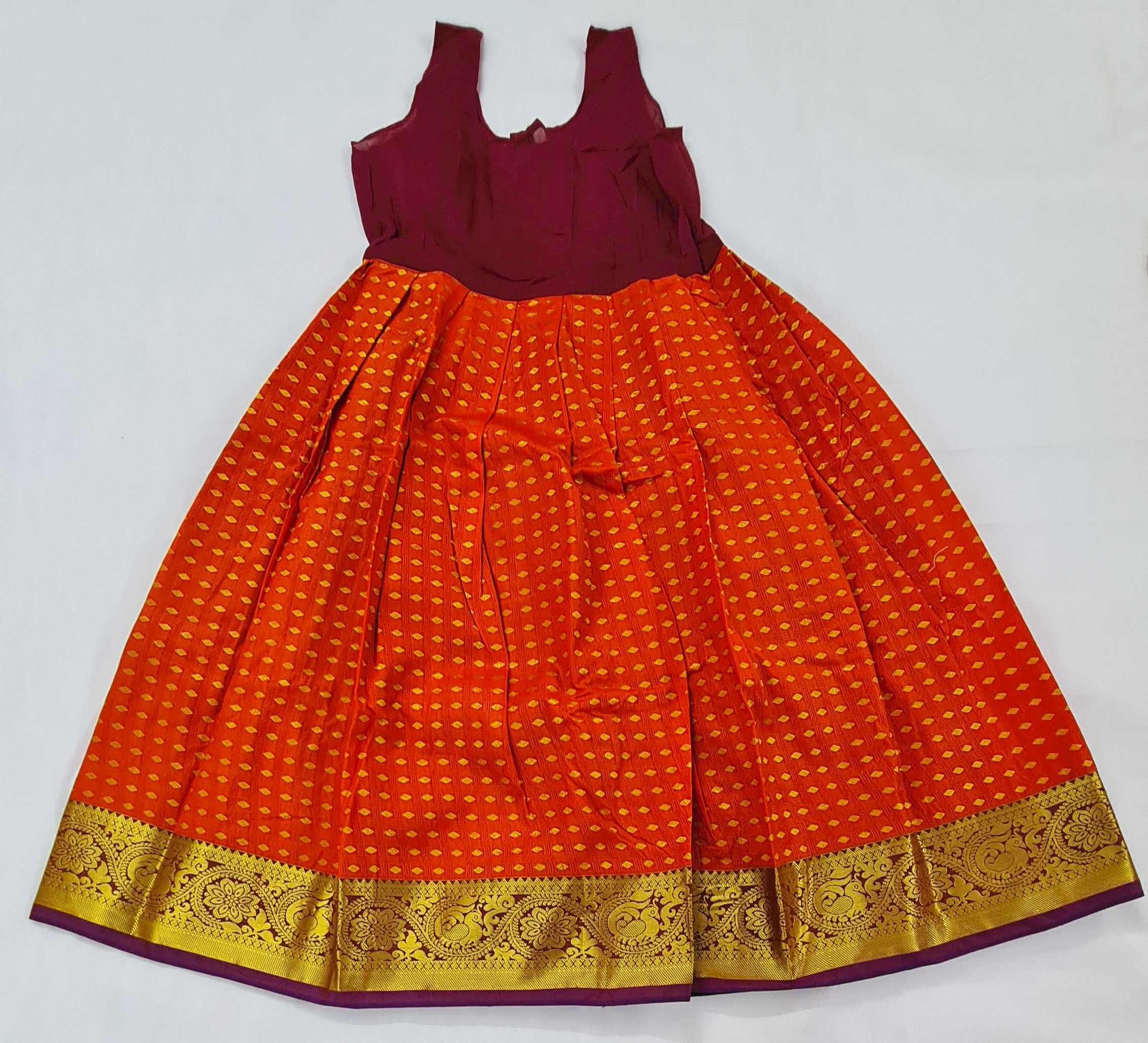 Traditional Pattu Pavadai