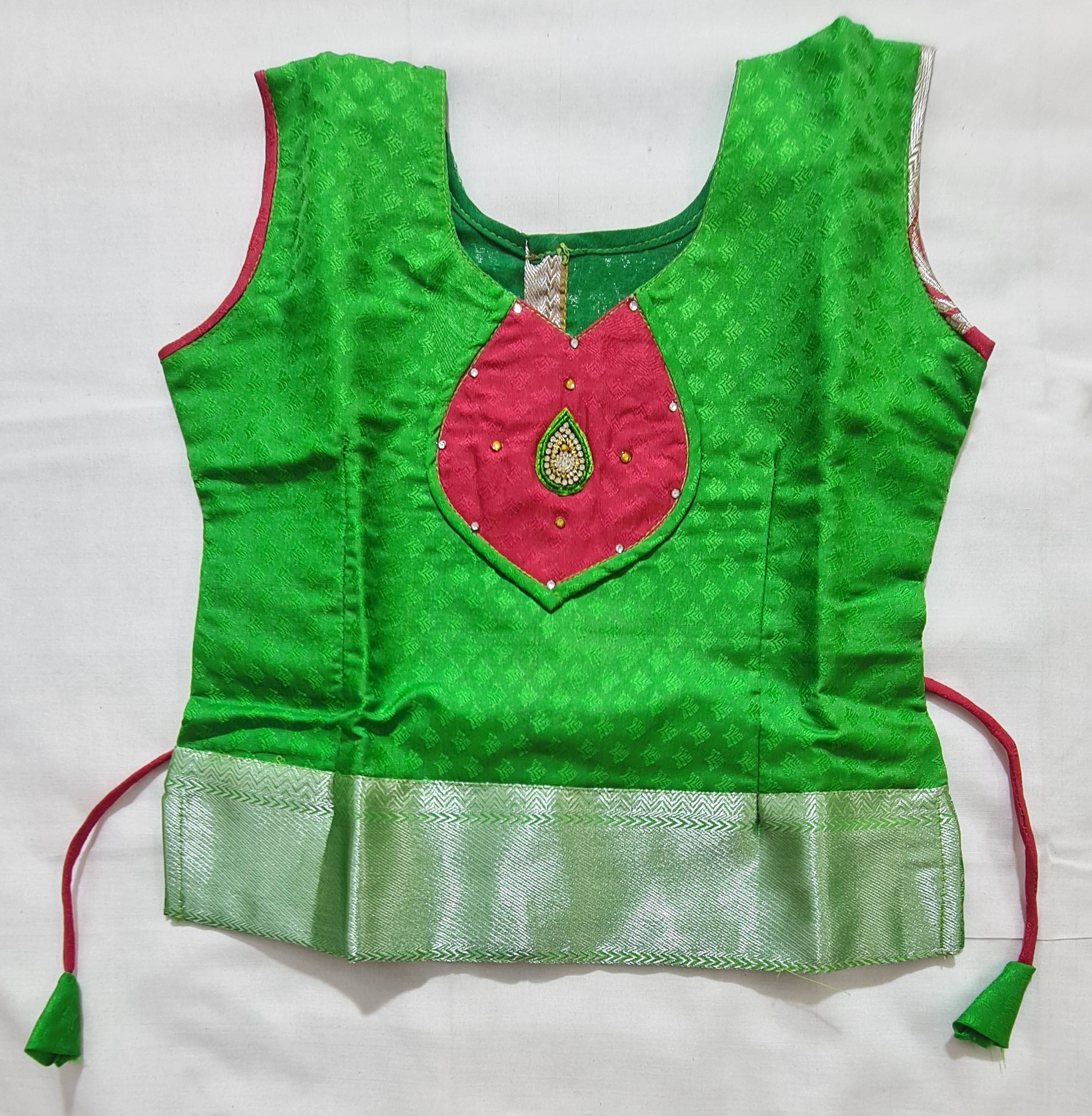 Traditional Pattu Pavadai