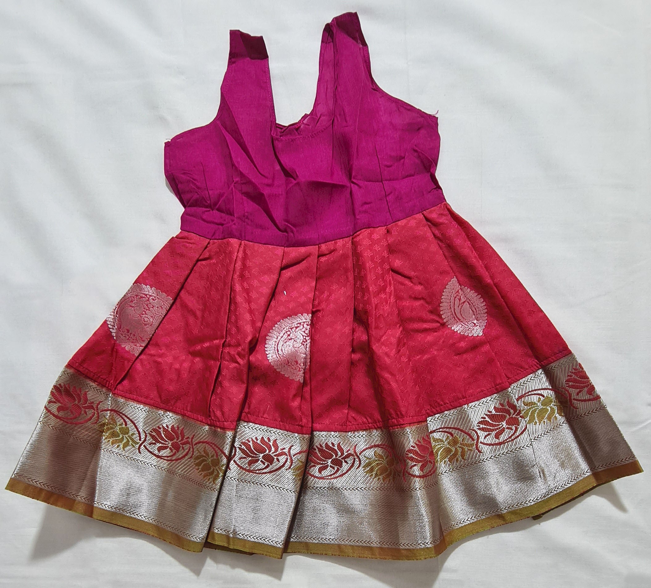 Traditional Pattu Pavadai