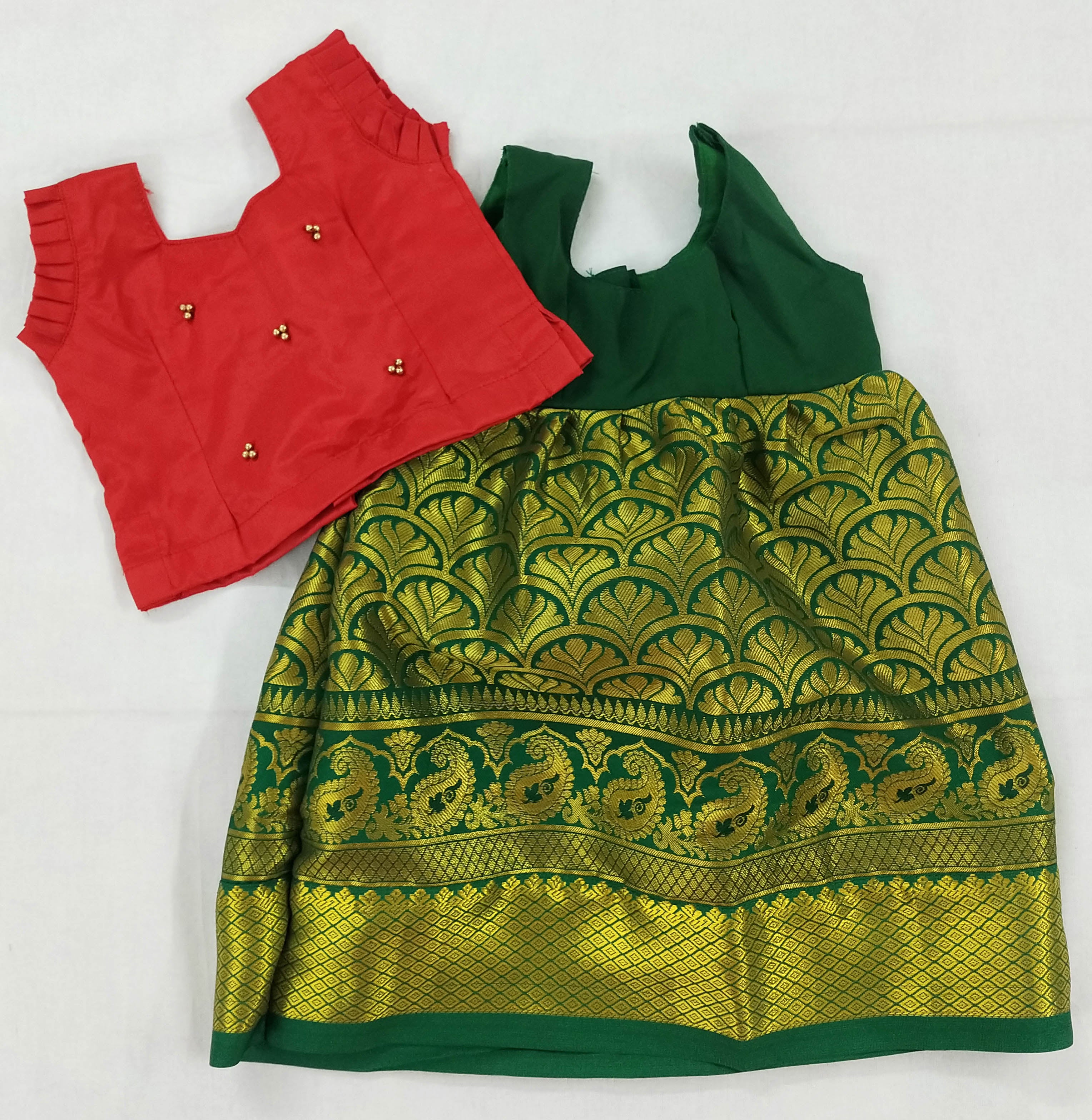 Traditional Pattu Pavadai