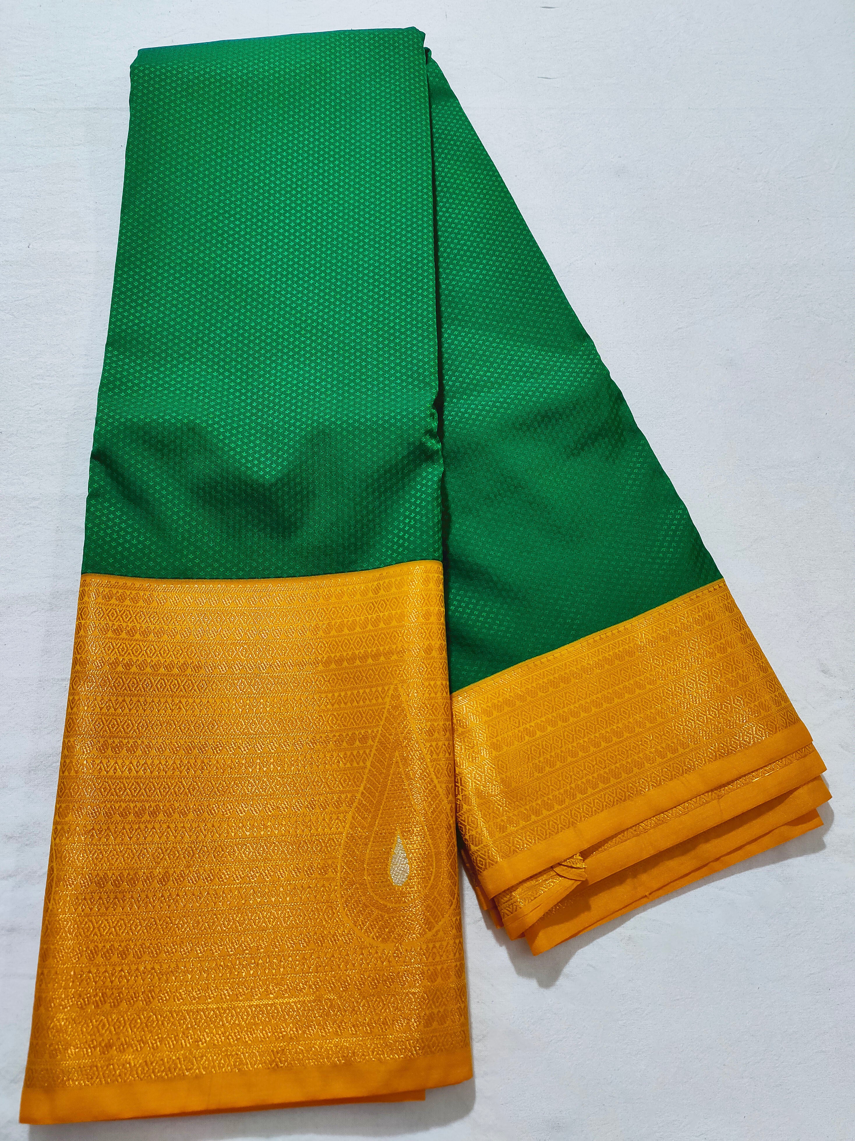 Kanchi Vegan Silk Saree With Contrast Blouse and Rich Jari Pallu