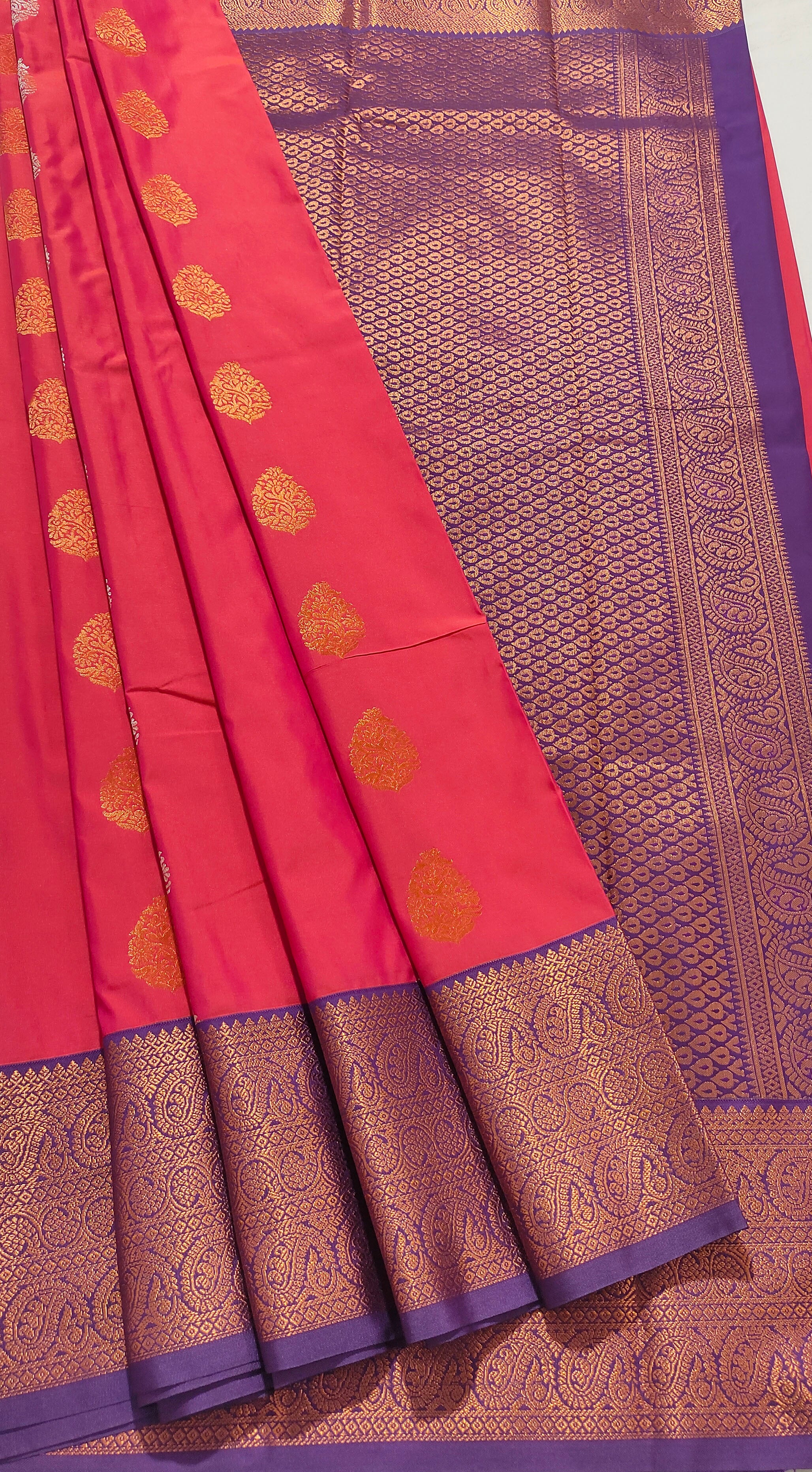 Kanchi Vegan Silk Saree With Contrast Blouse and Rich Jari Pallu