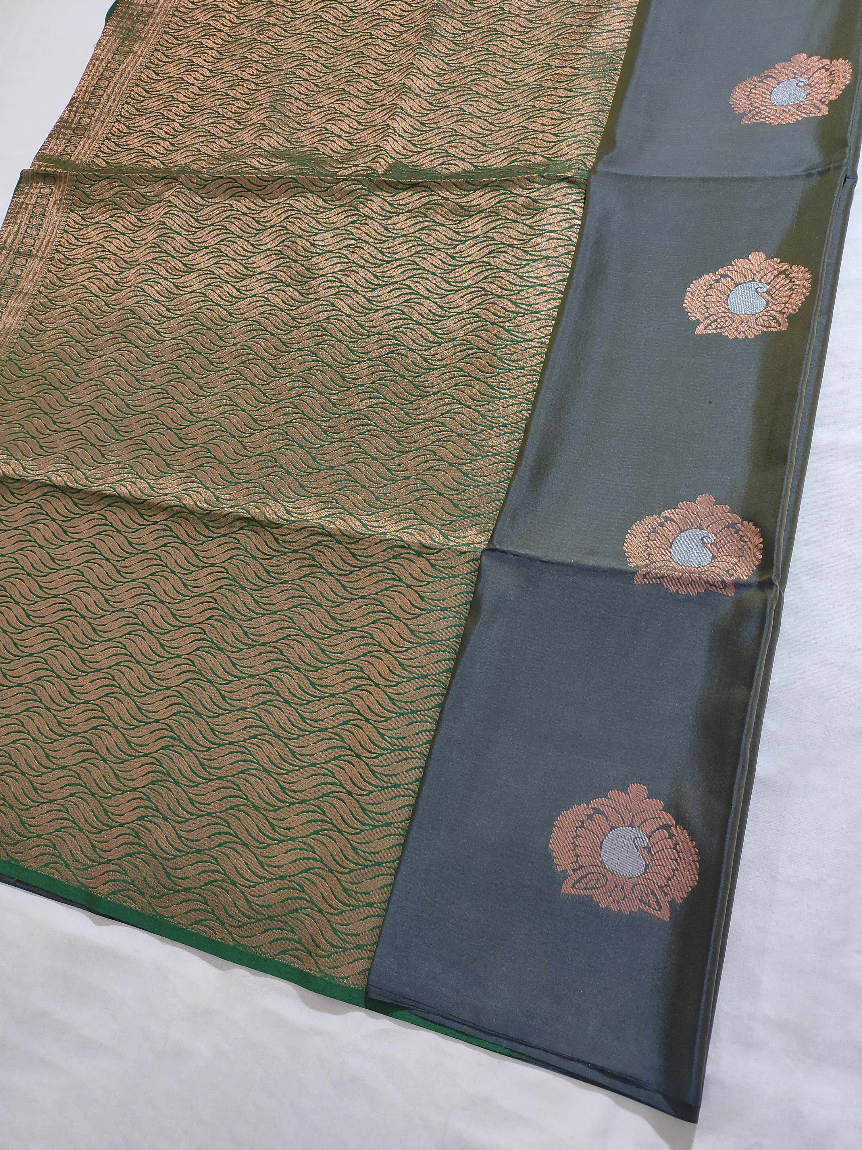 Kanchi Vegan Silk Saree With Contrast Blouse and Rich Jari Pallu