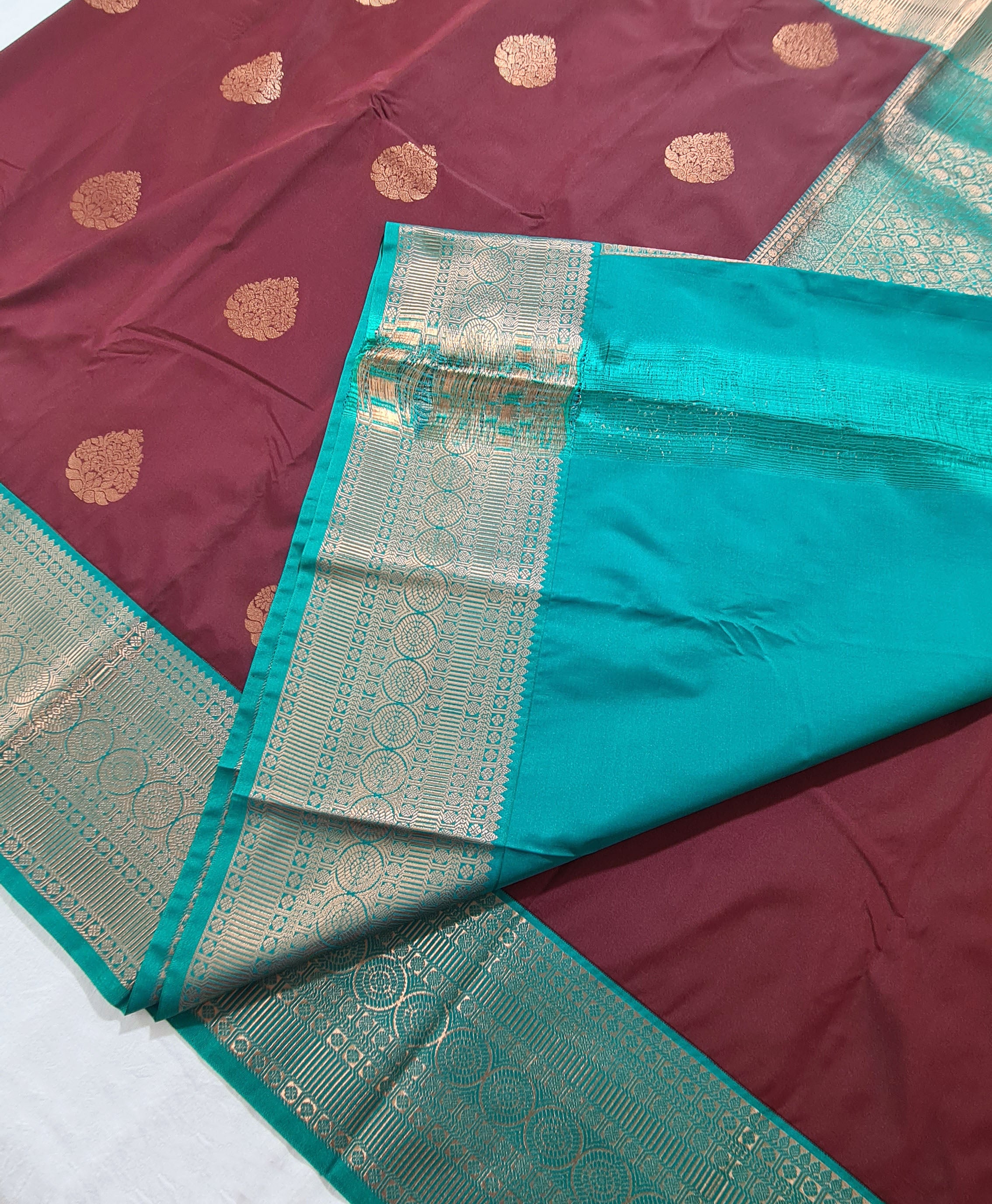 Kanchi Vegan Silk Saree With Contrast Blouse and Rich Jari Pallu
