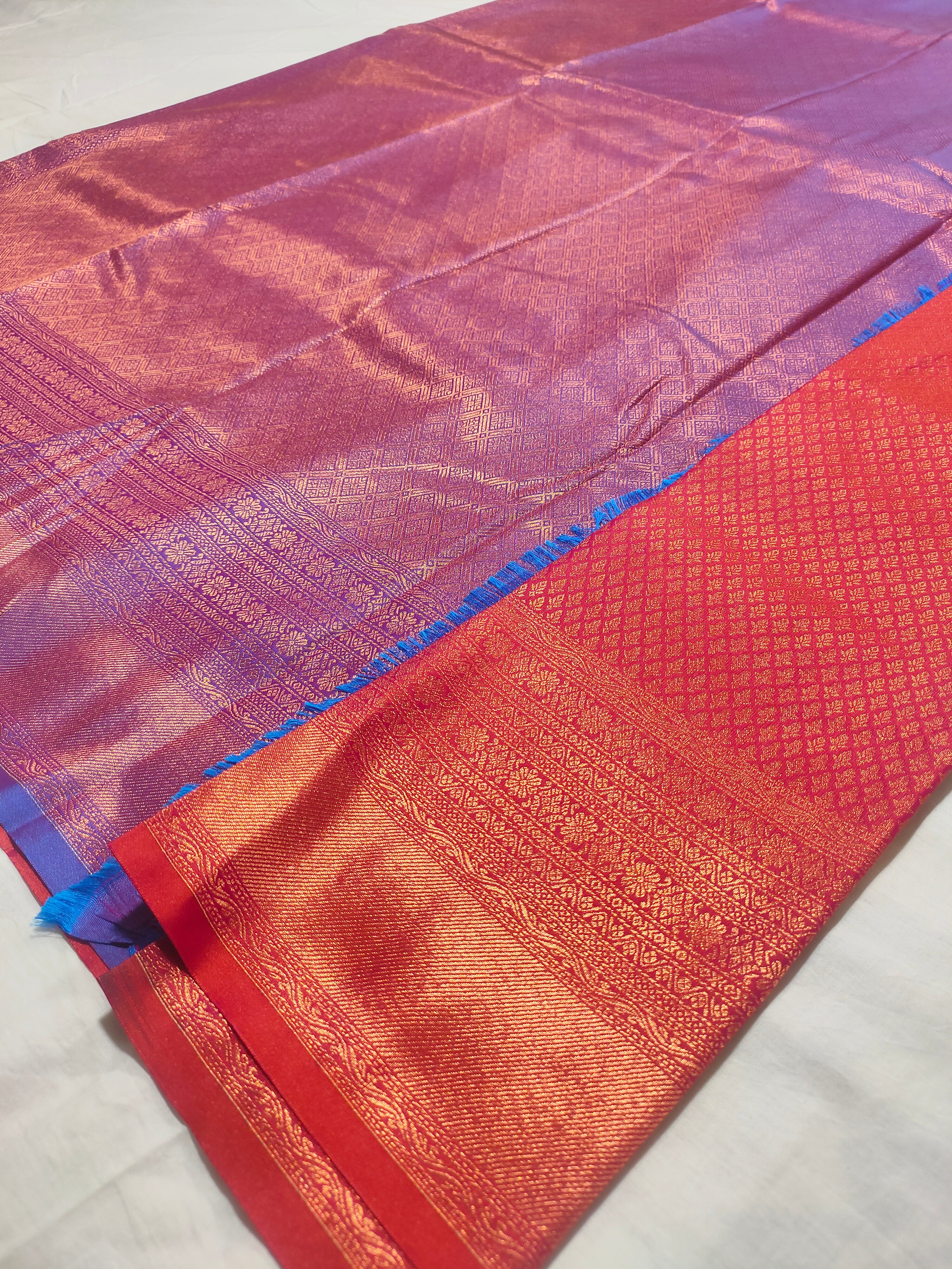 Kanchi Vegan  Silk Saree  with contrast blouse and rich jari pallu