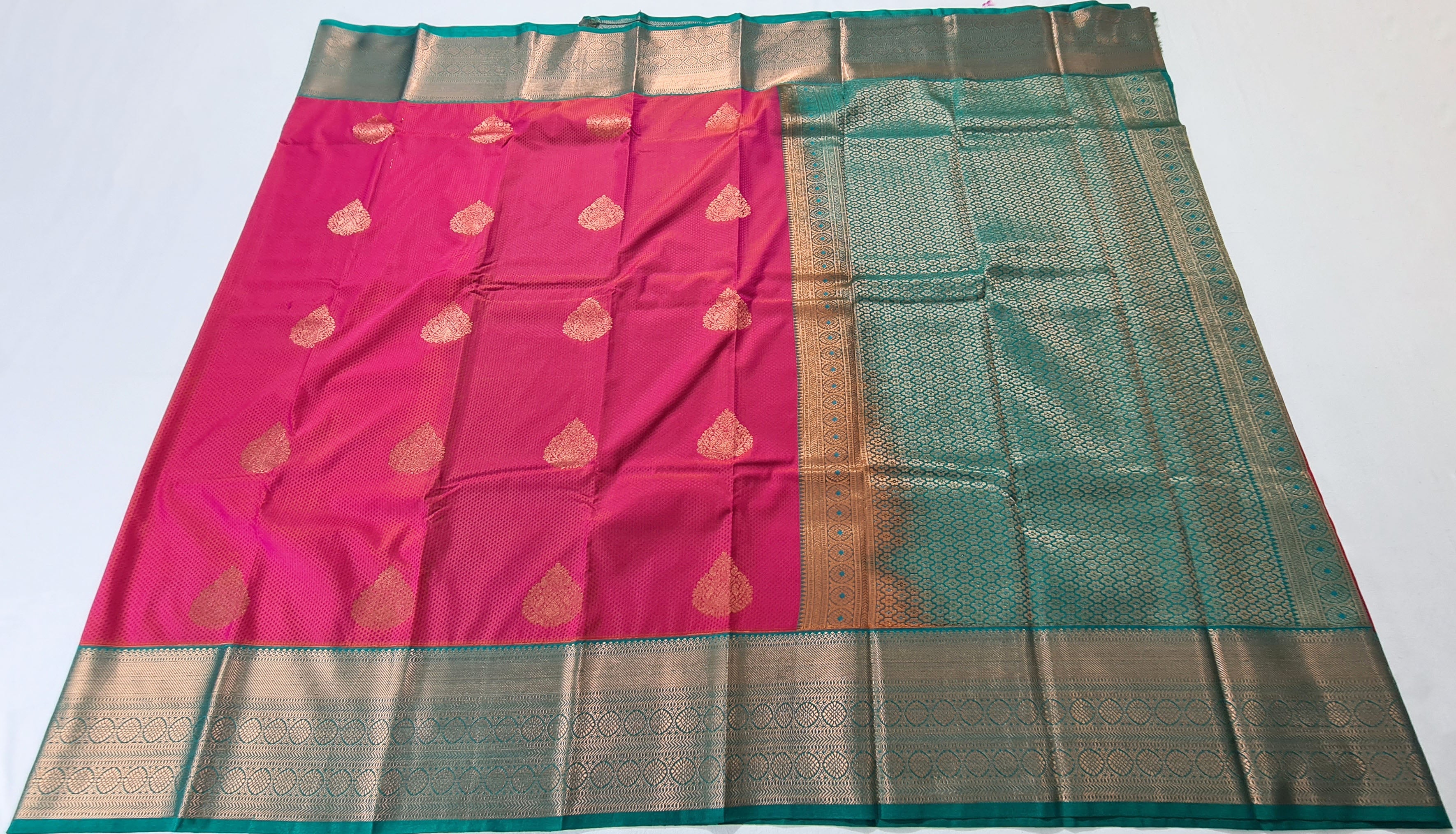 Kanchi Vegan Silk Saree With Contrast Blouse and Rich Jari Pallu