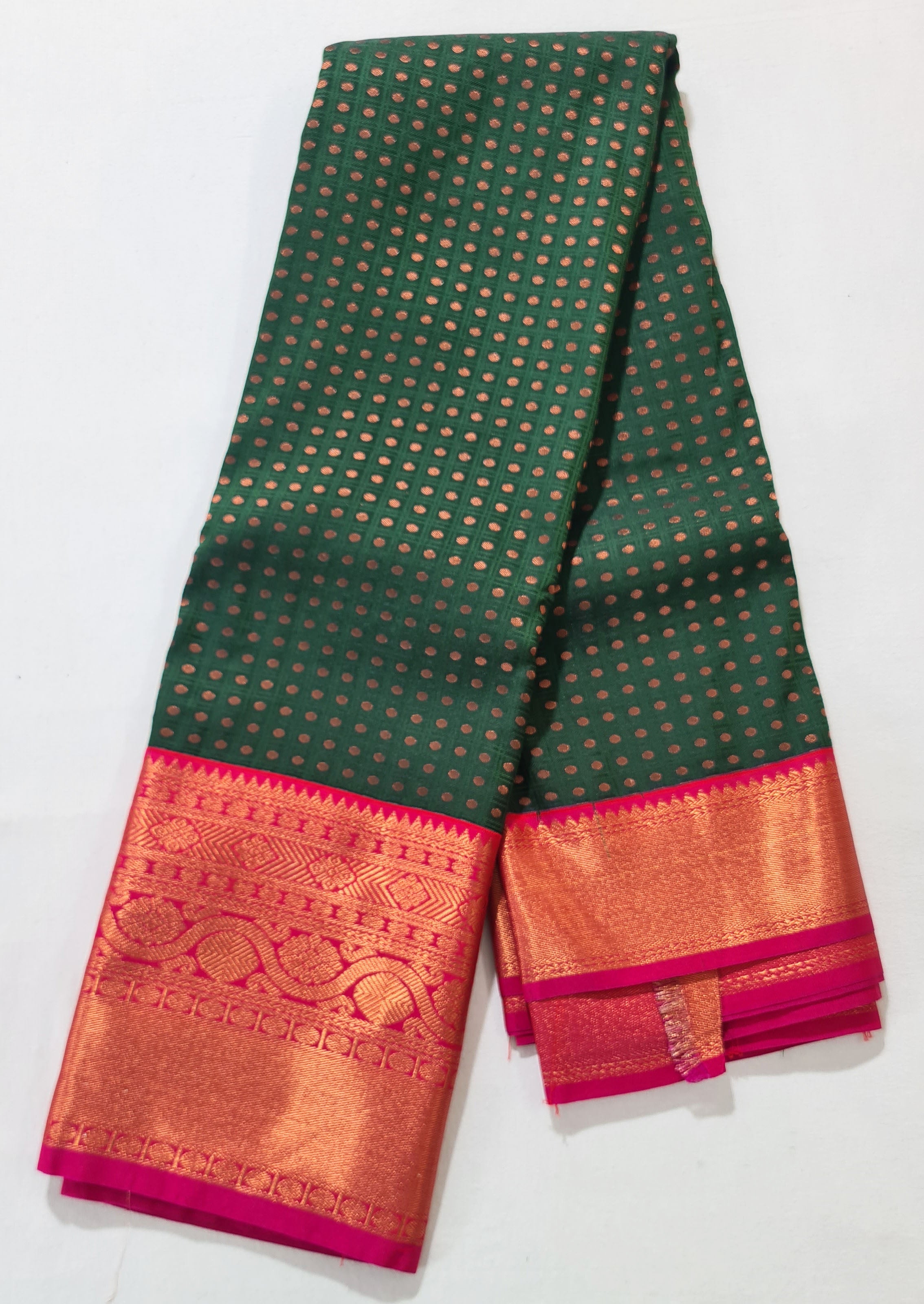 Kanchi Vegan Silk Saree With Contrast Blouse and Rich Jari Pallu