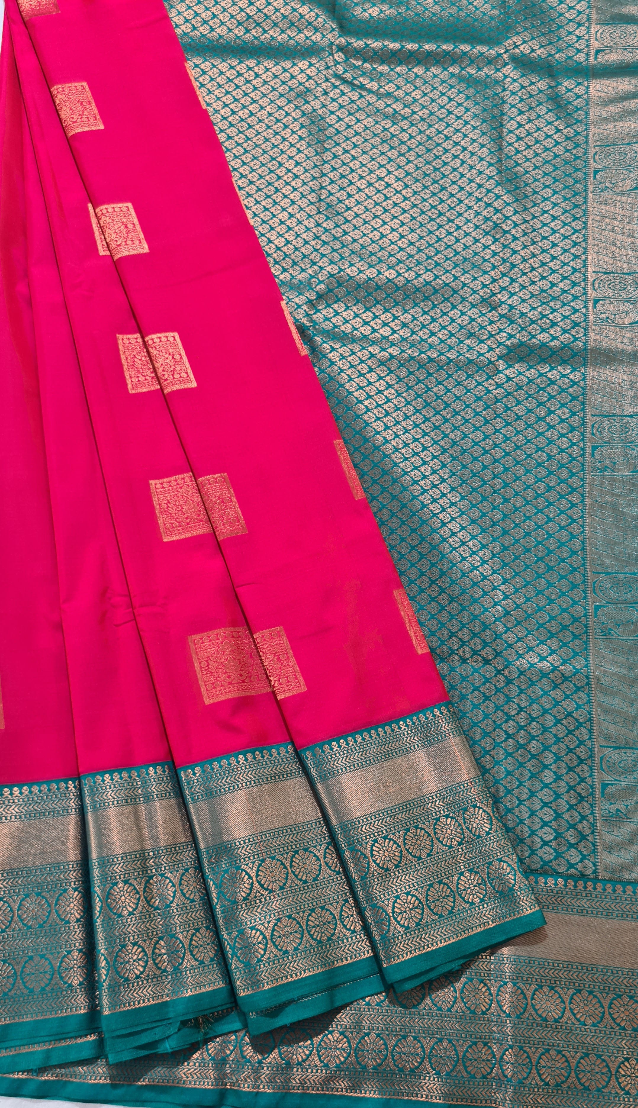 Kanchi Vegan Silk Saree With Contrast Blouse and Rich Jari Pallu