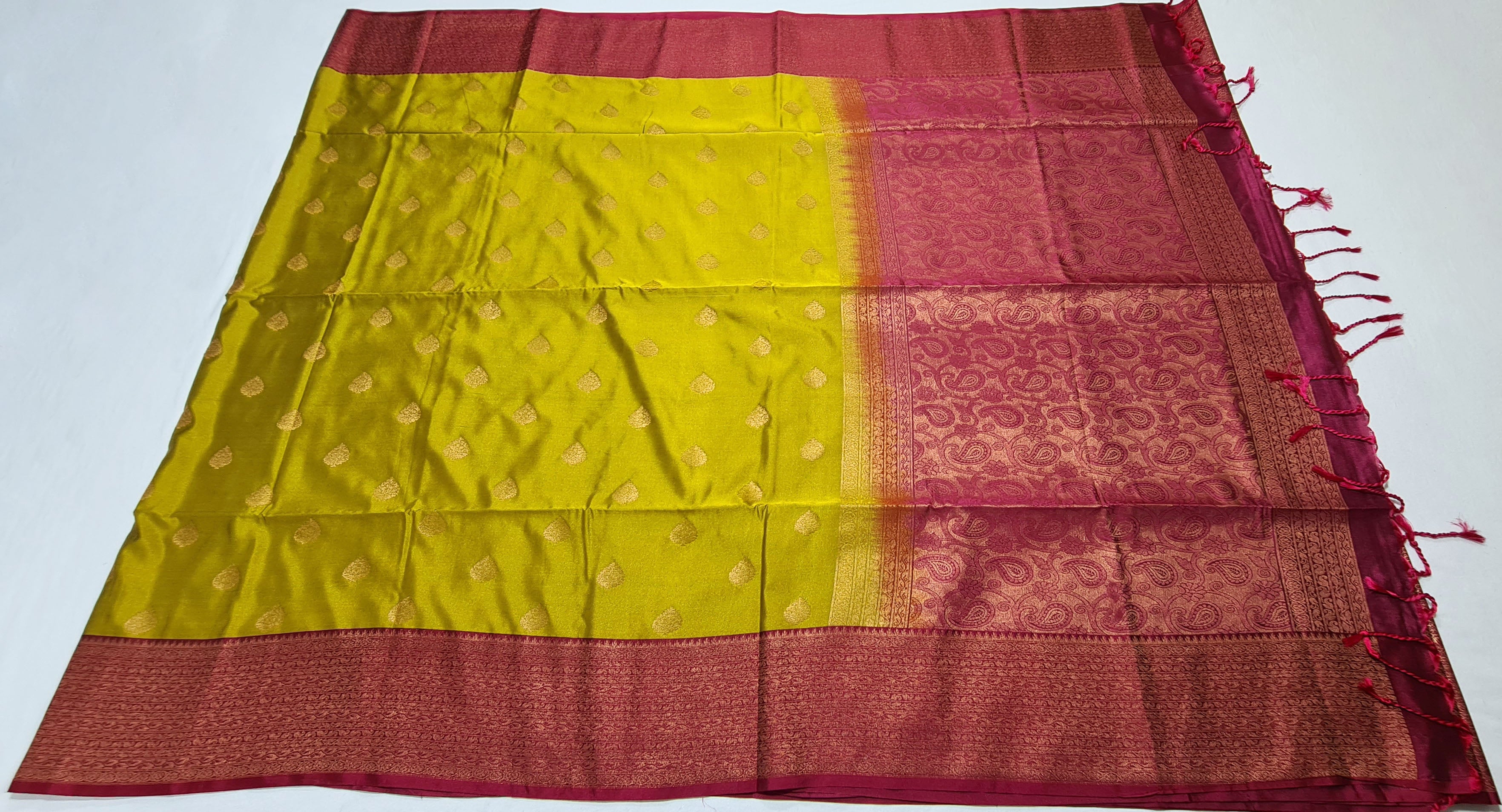 Kanchi Vegan Silk Saree With Contrast Blouse and Rich Jari Pallu