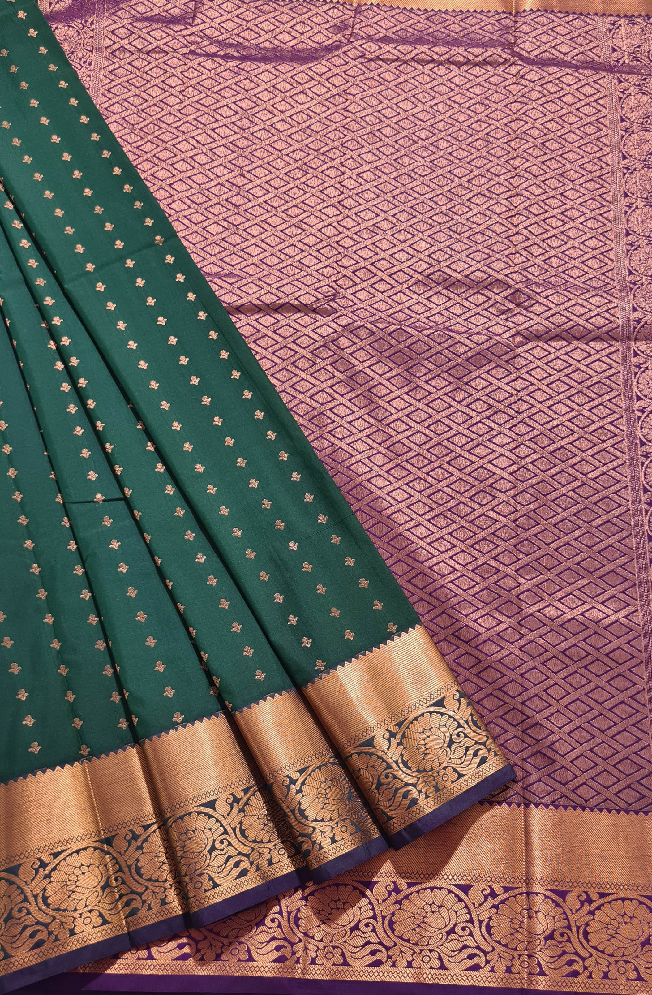 Kanchi Vegan Silk Saree With Contrast Blouse and Rich Jari Pallu