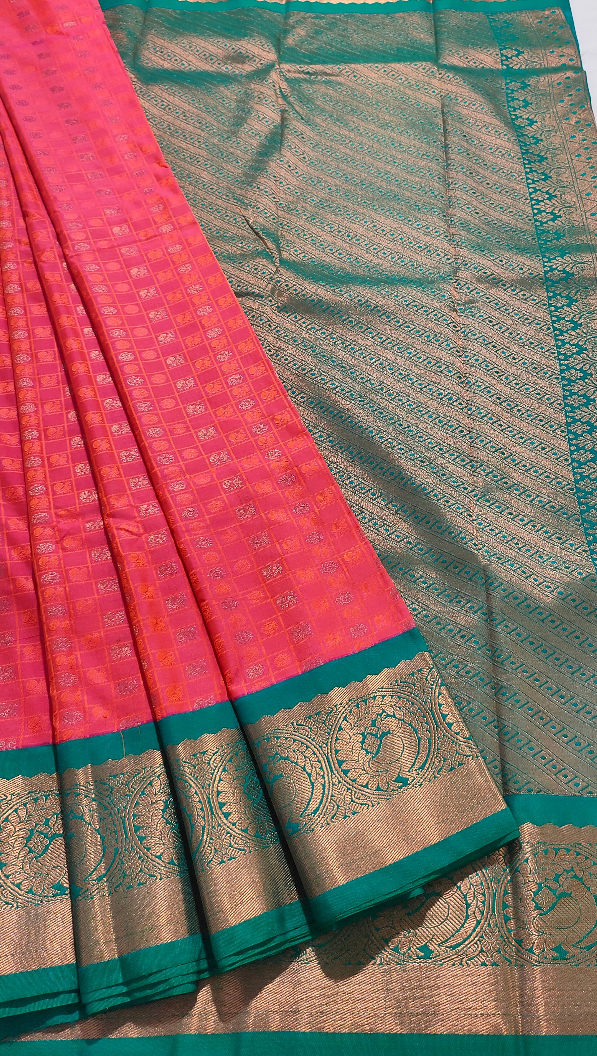 Kanchi Vegan Silk Saree With Contrast Blouse and Rich Jari Pallu