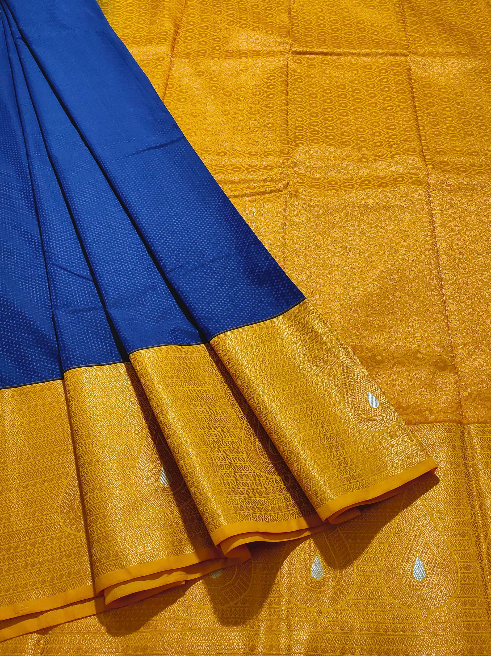 Kanchi Vegan Silk Saree With Contrast Blouse and Rich Jari Pallu