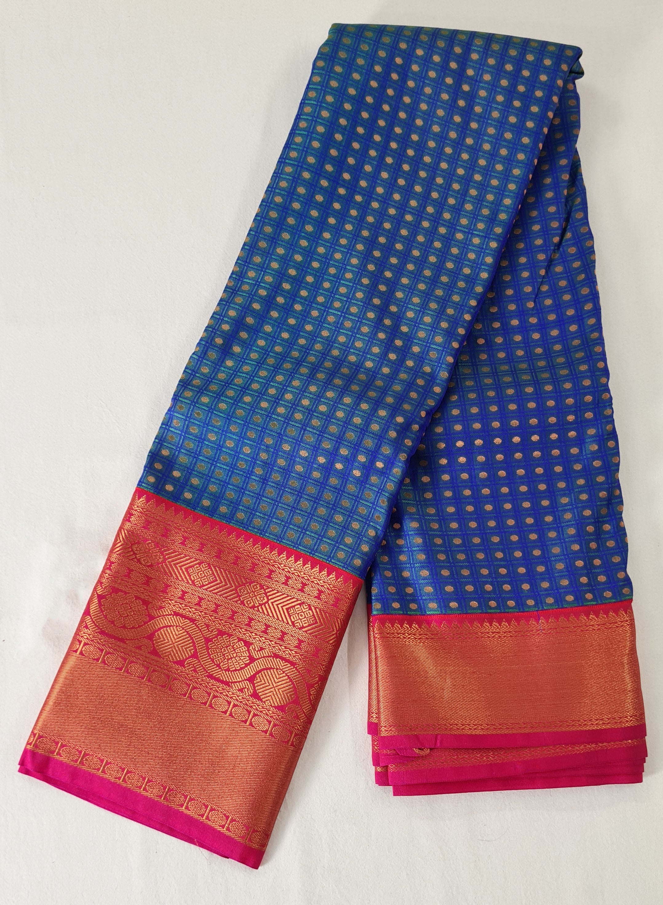 Kanchi Vegan Silk Saree With Contrast Blouse and Rich Jari Pallu