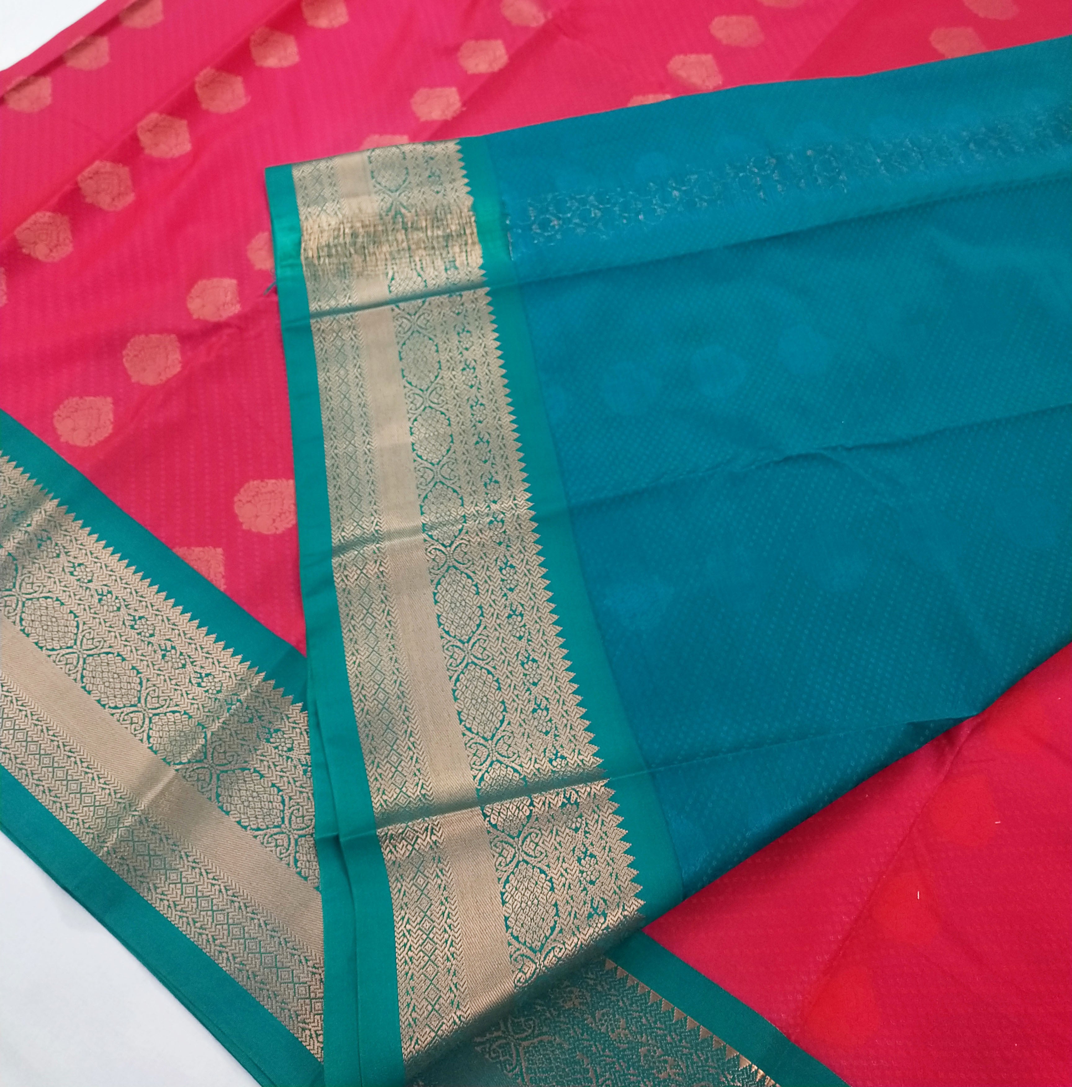 Kanchi Vegan Silk Saree With Contrast Blouse and Rich Jari Pallu