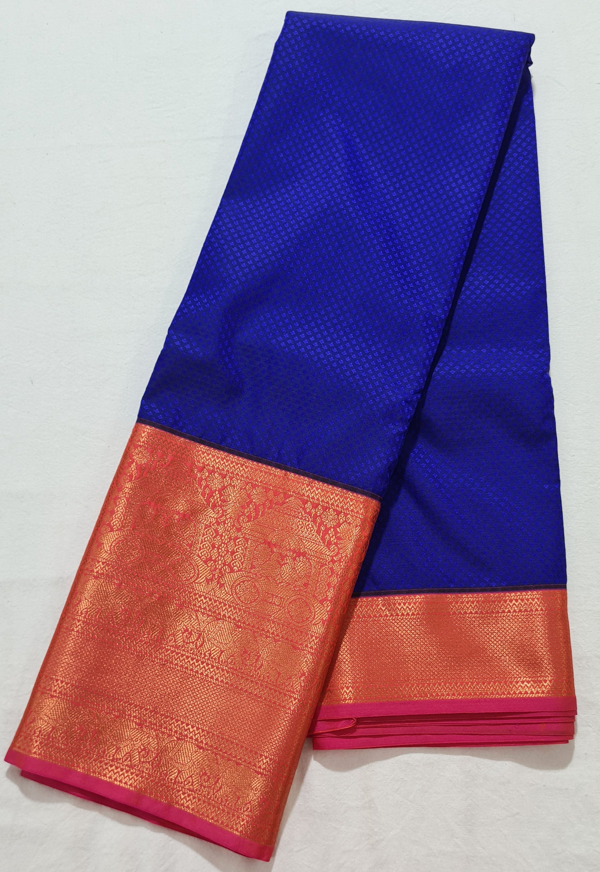 Kanchi Vegan Silk Saree With Contrast Blouse and Rich Jari Pallu
