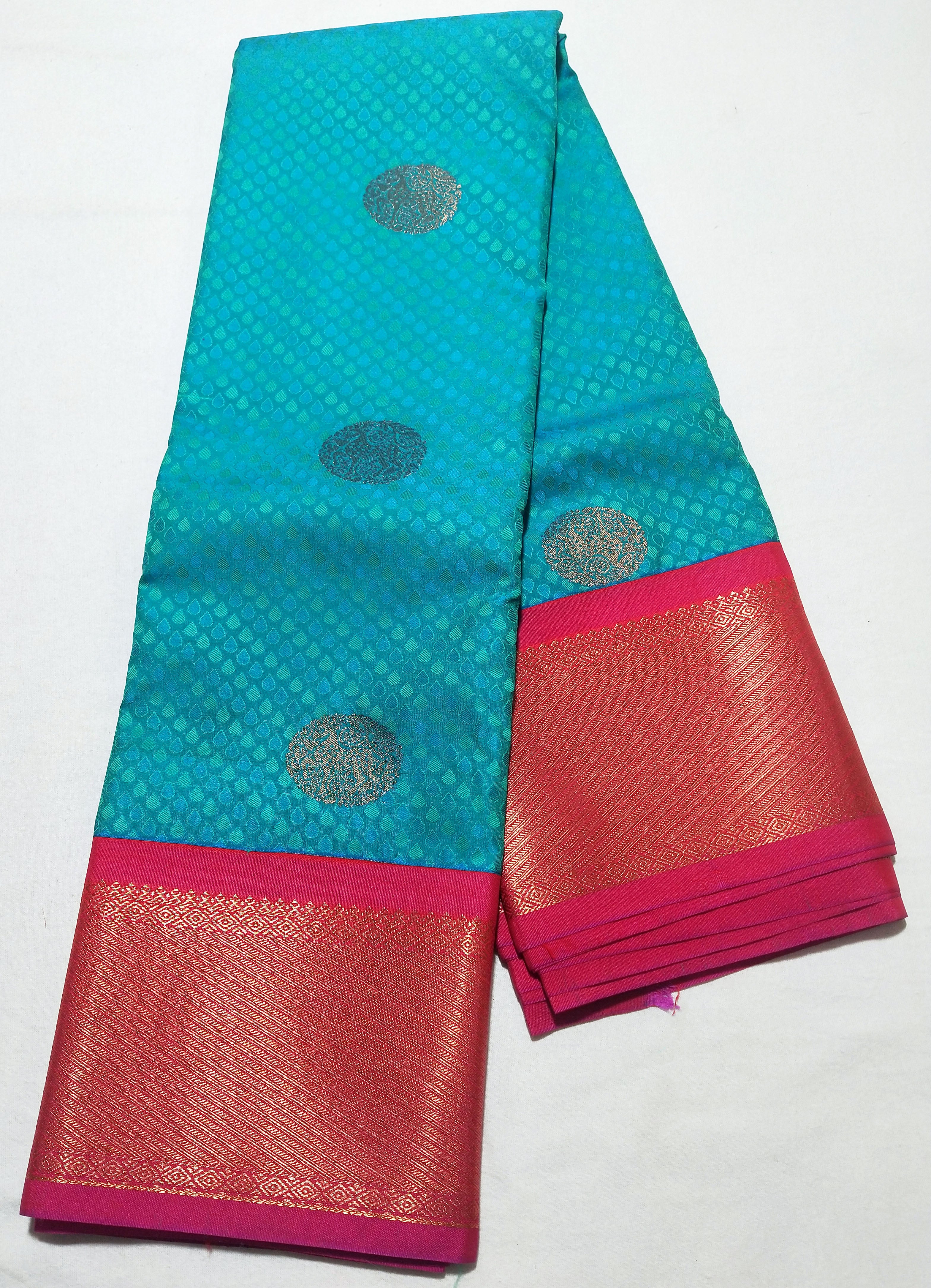 Kanchi Vegan Silk Saree With Contrast Blouse and Rich Jari Pallu