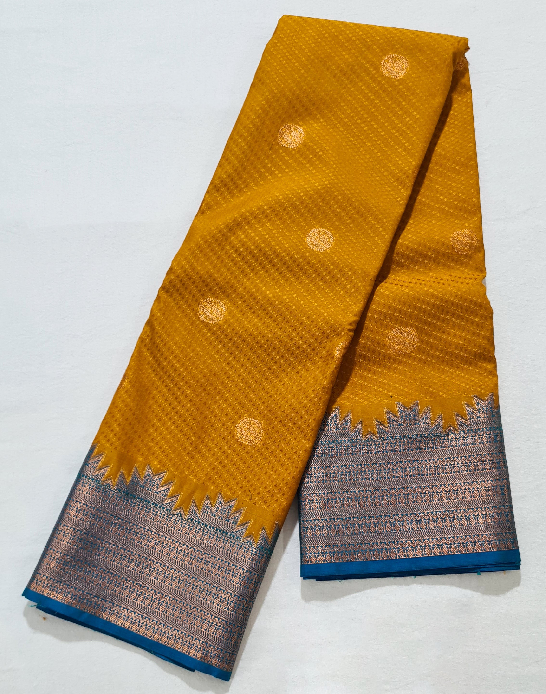 Kanchi Vegan Silk Saree With Contrast Blouse and Rich Jari Pallu
