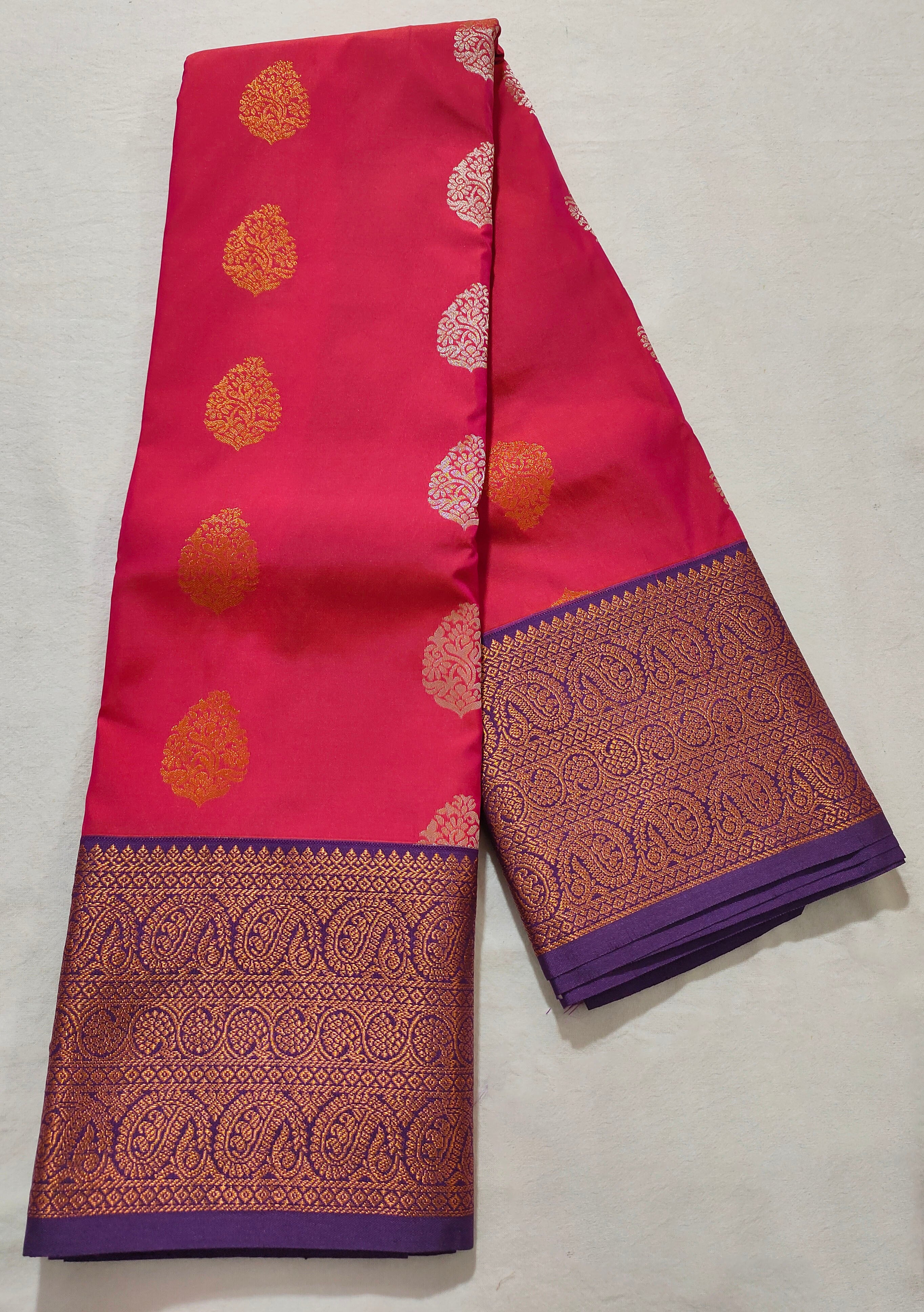 Kanchi Vegan Silk Saree With Contrast Blouse and Rich Jari Pallu