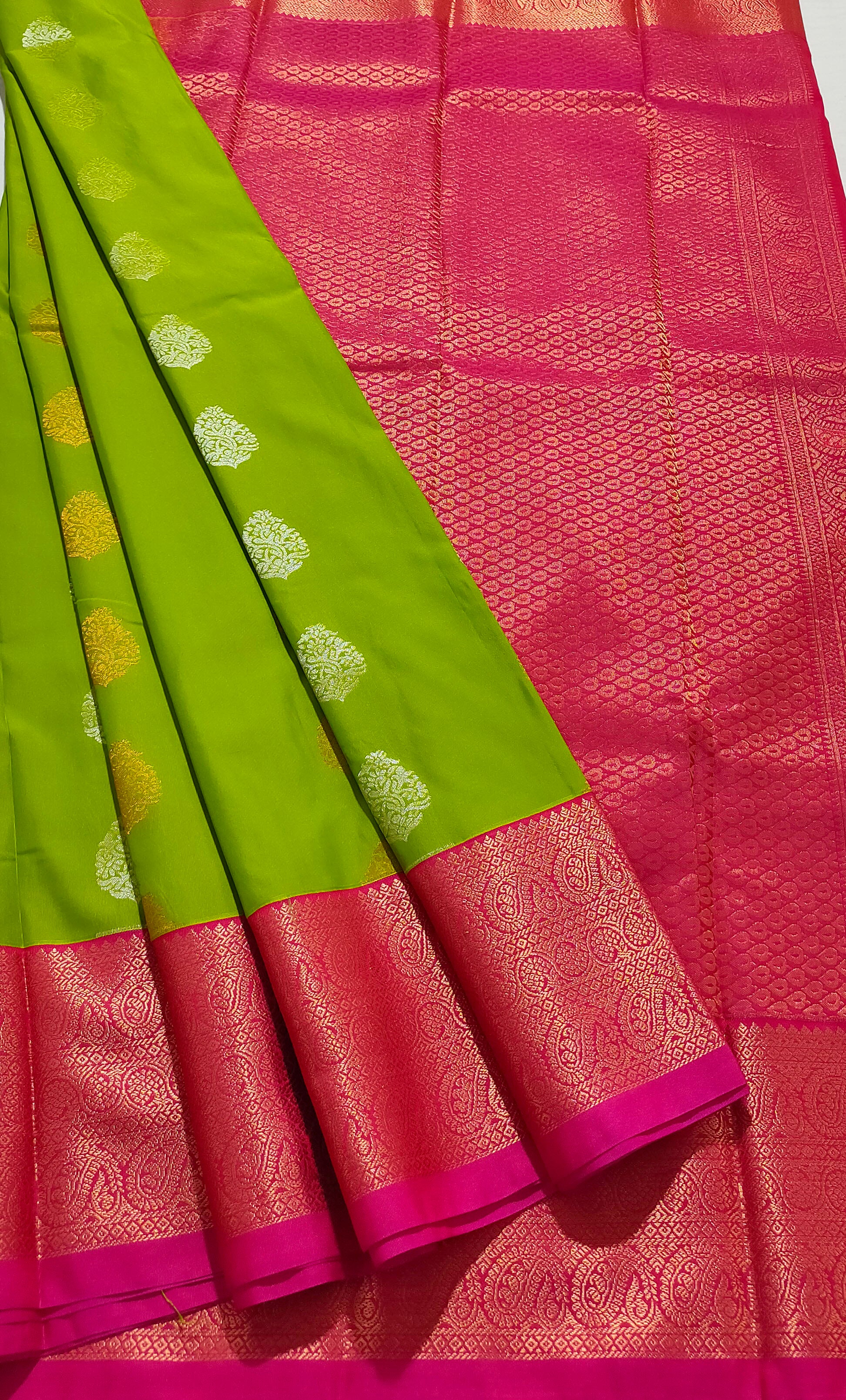 Kanchi Vegan Silk Saree With Contrast Blouse and Rich Jari Pallu