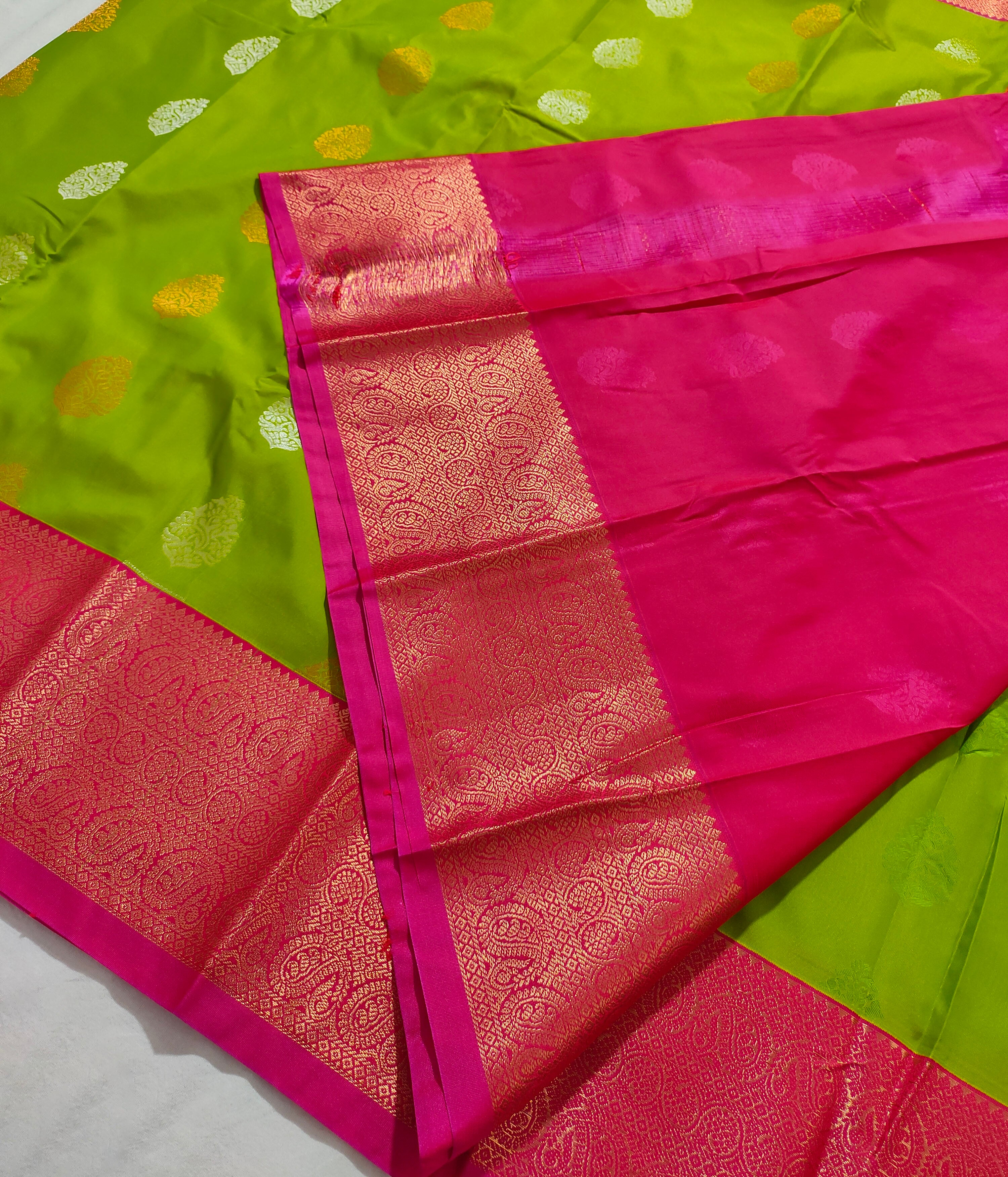 Kanchi Vegan Silk Saree With Contrast Blouse and Rich Jari Pallu