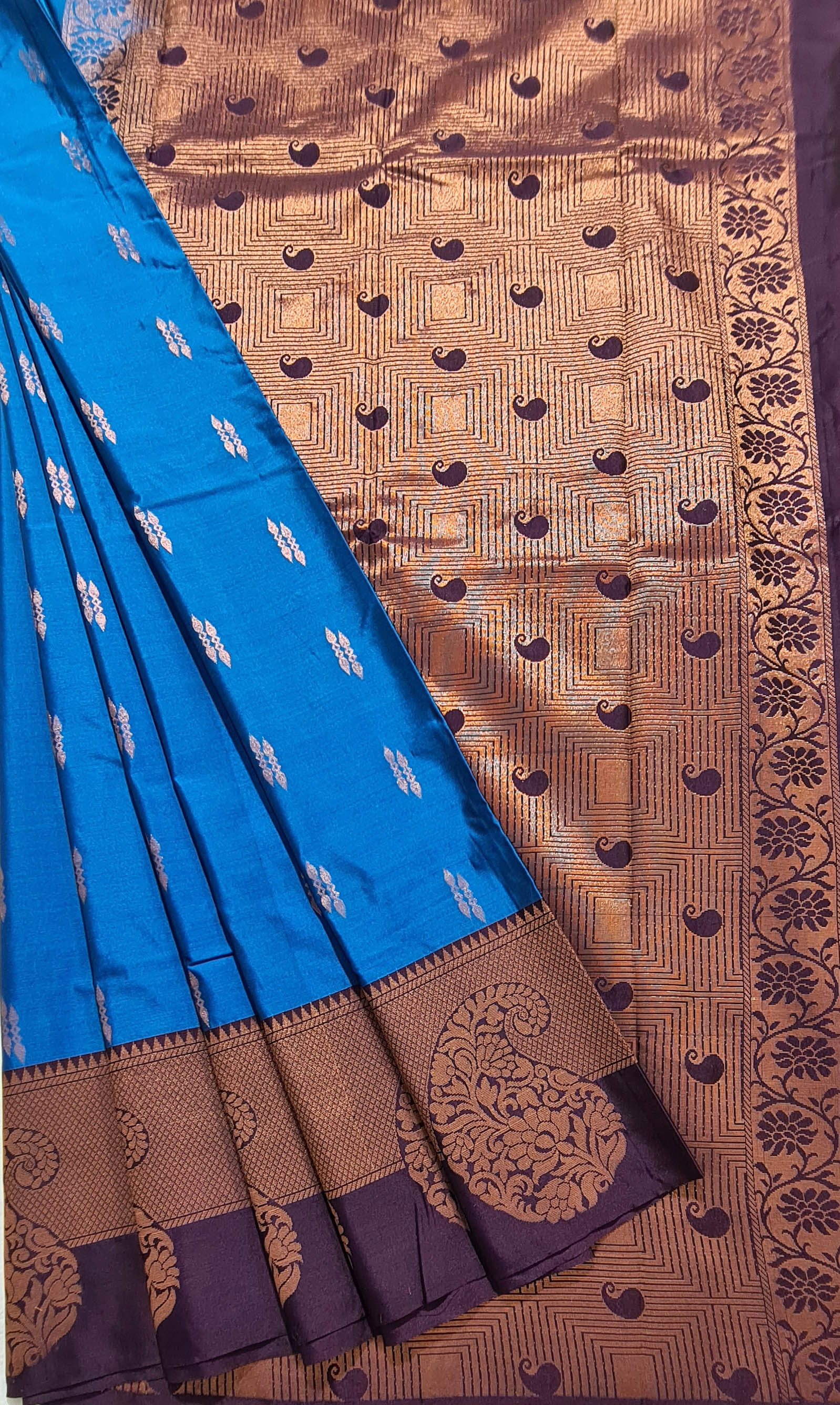 Kanchi Vegan Silk Saree With Contrast Blouse and Rich Jari Pallu