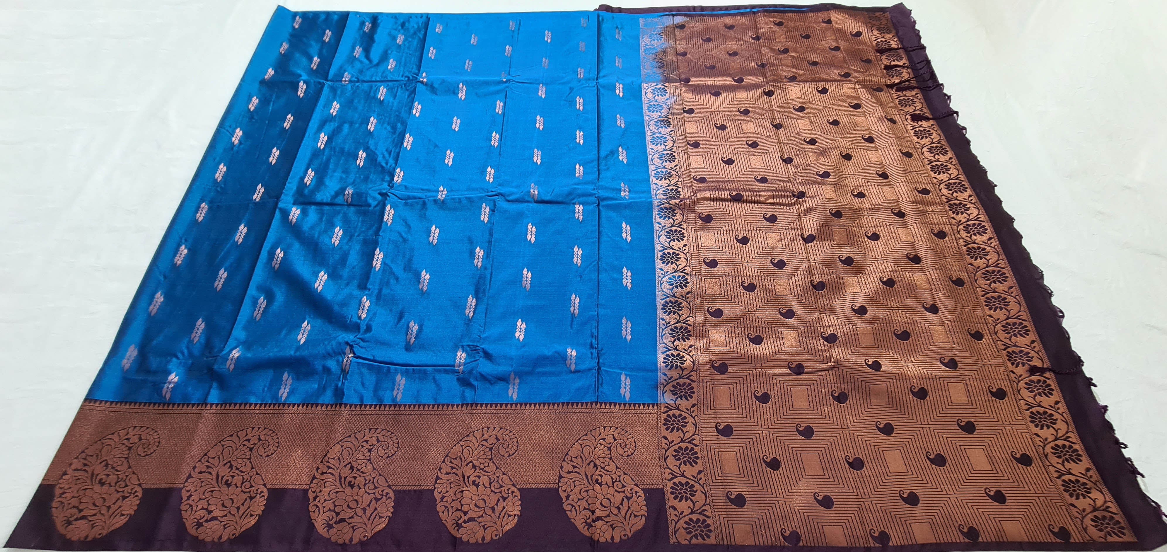 Kanchi Vegan Silk Saree With Contrast Blouse and Rich Jari Pallu
