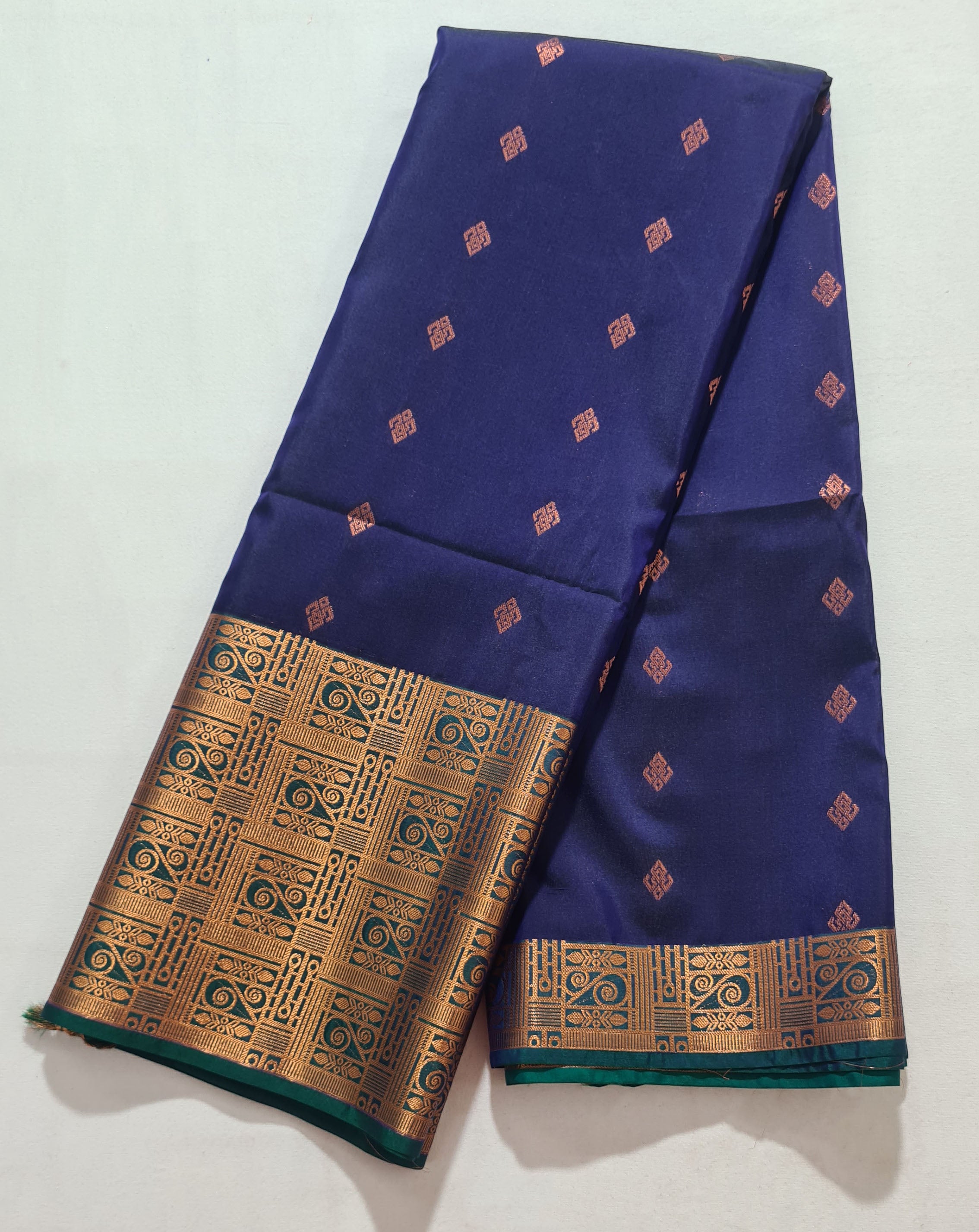 Kanchi Vegan Silk Saree With Contrast Blouse and Rich Jari Pallu