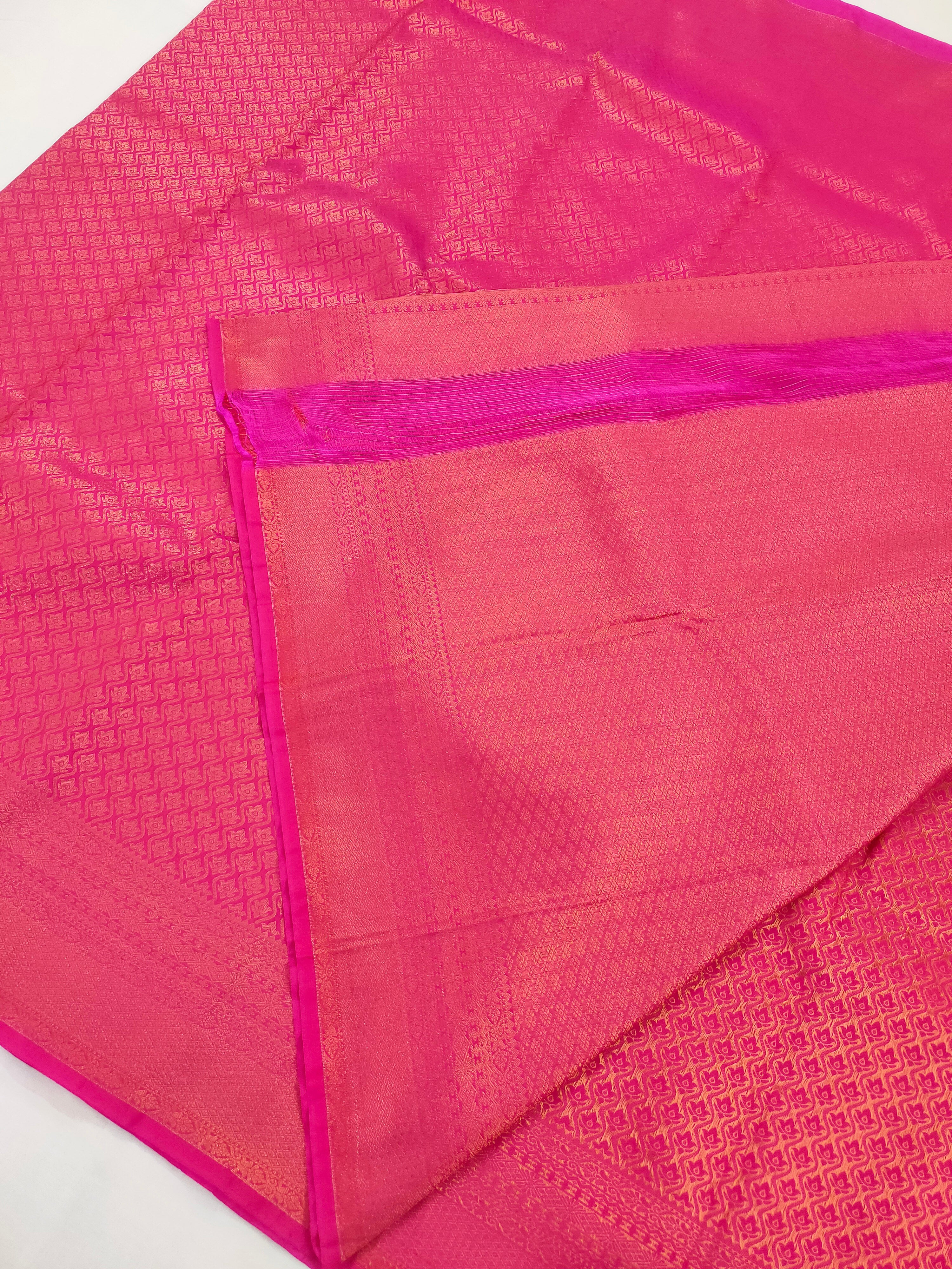 Kanchi Vegan Silk Saree with Contrast Blouse and Rich Jari Pallu