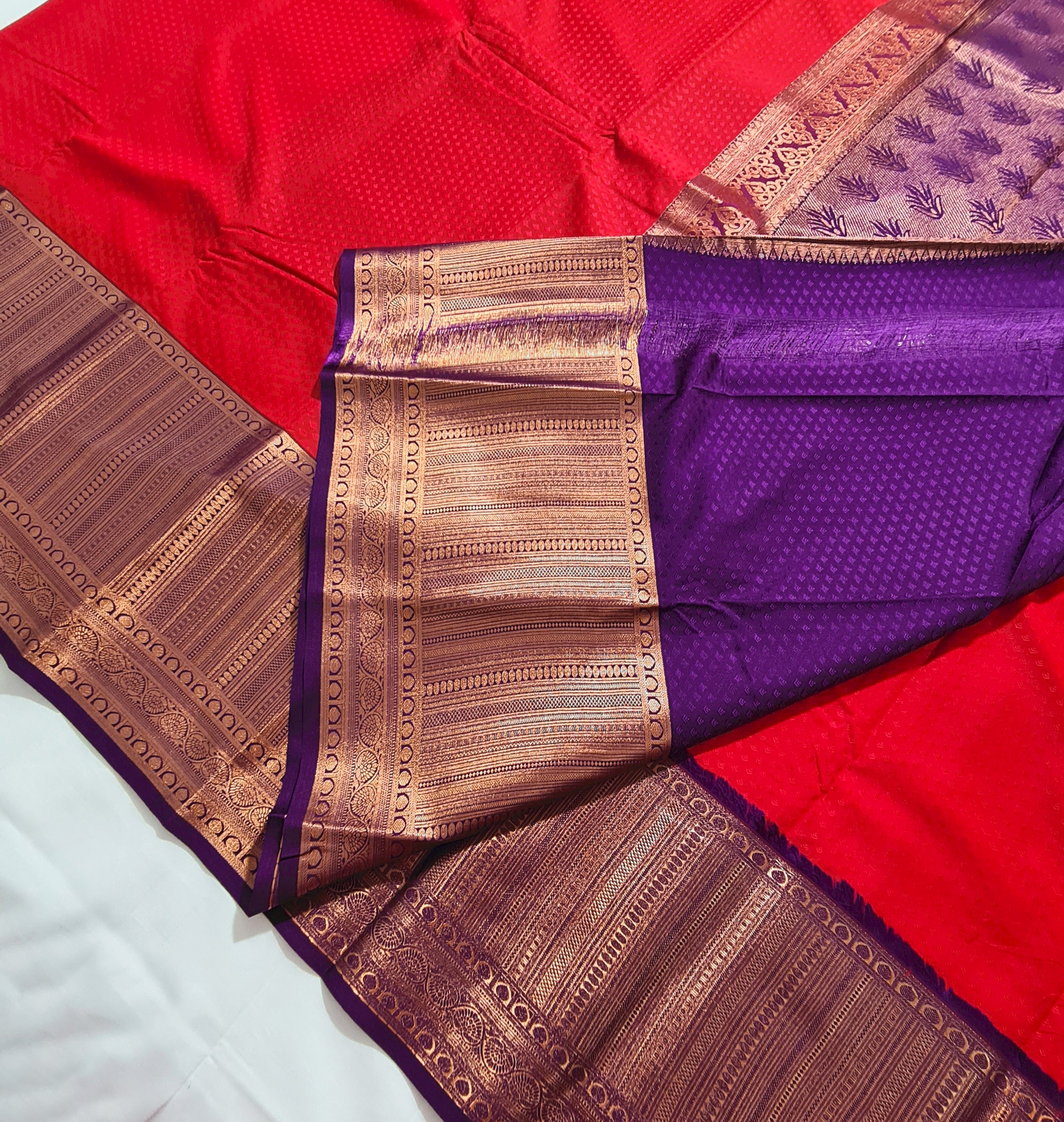 Kanchi Vegan Silk Saree with Contrast Blouse and Rich Jari Pallu