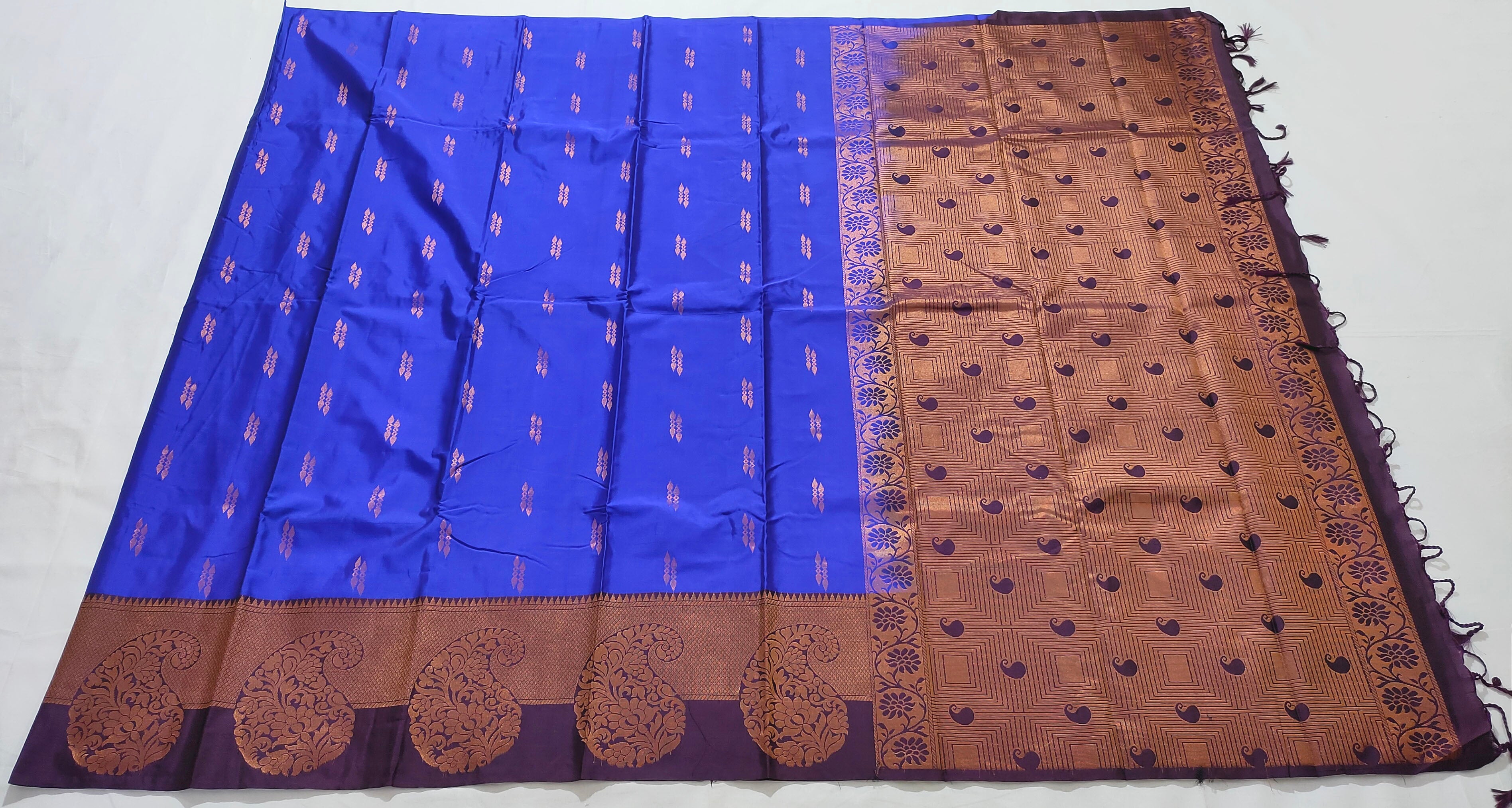 Kanchi Vegan Silk Saree With Contrast Blouse and Rich Jari Pallu