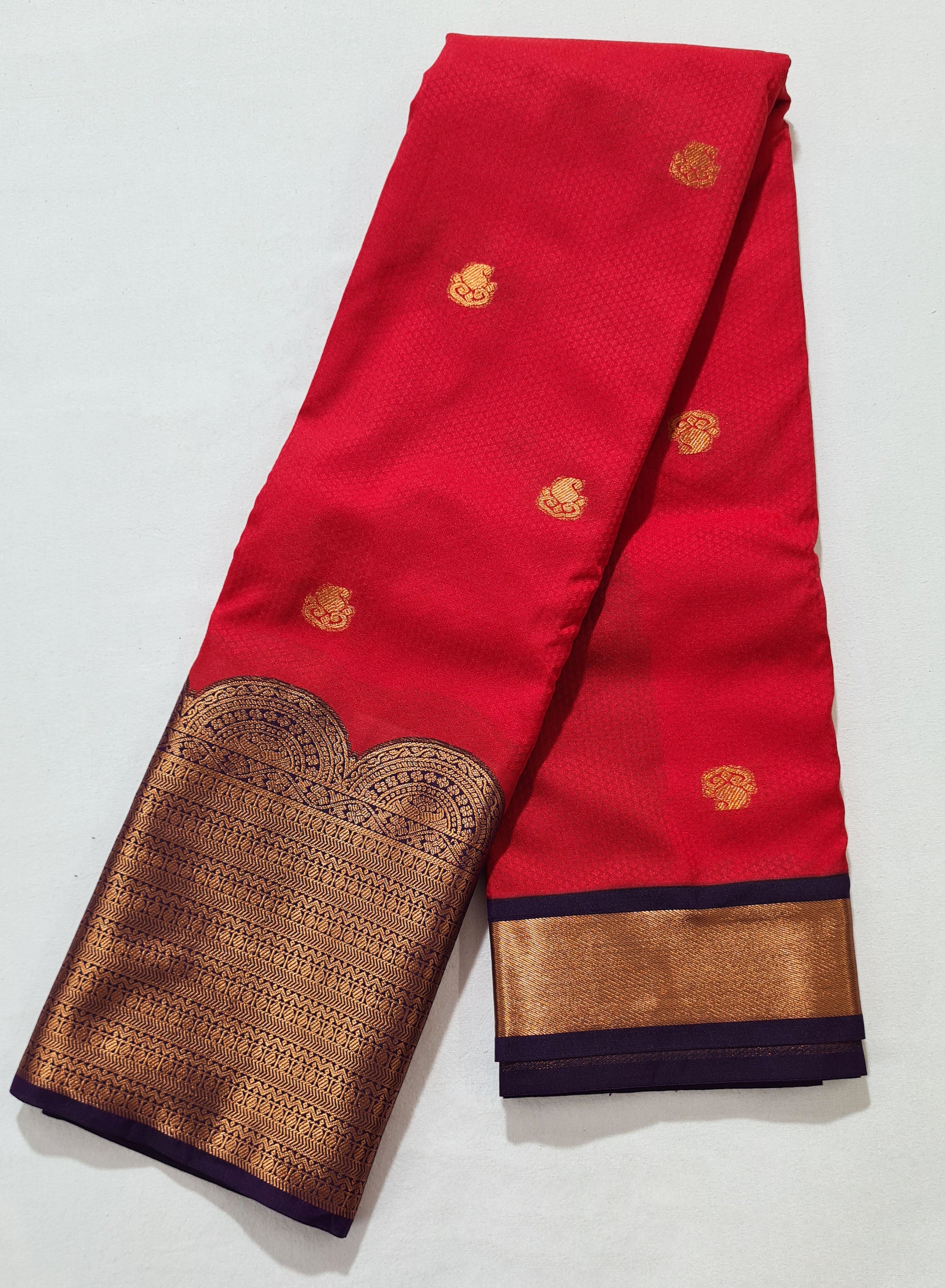 Kanchi Vegan Silk Saree With Contrast Blouse and Rich Jari Pallu
