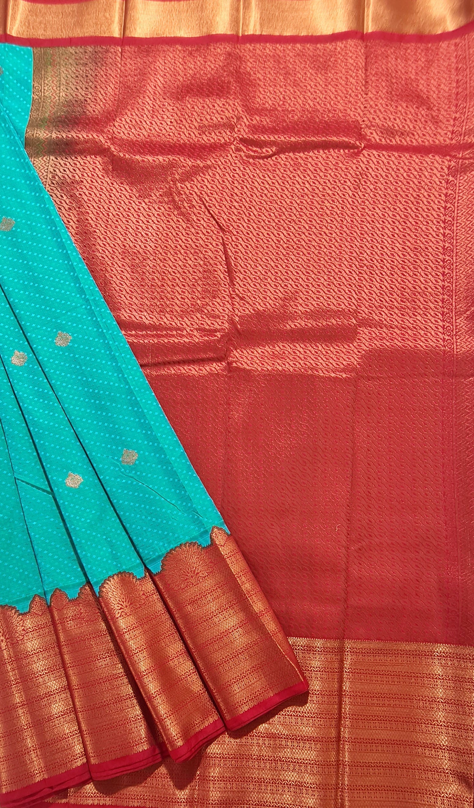 Kanchi Vegan Silk Saree With Contrast Blouse and Rich Jari Pallu