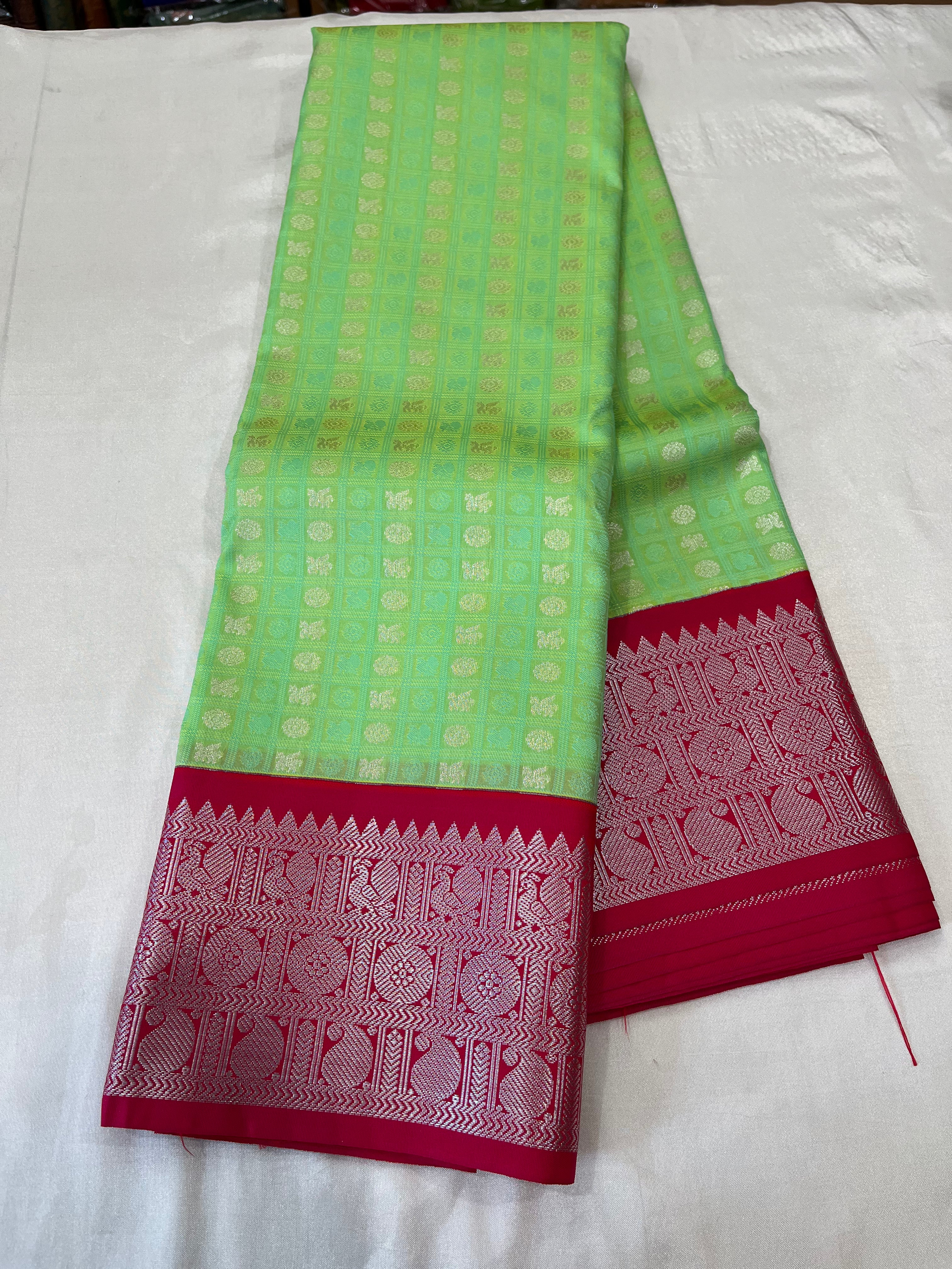 kanchi vegan  silk saree  with contrast blouse and rich jari pallu