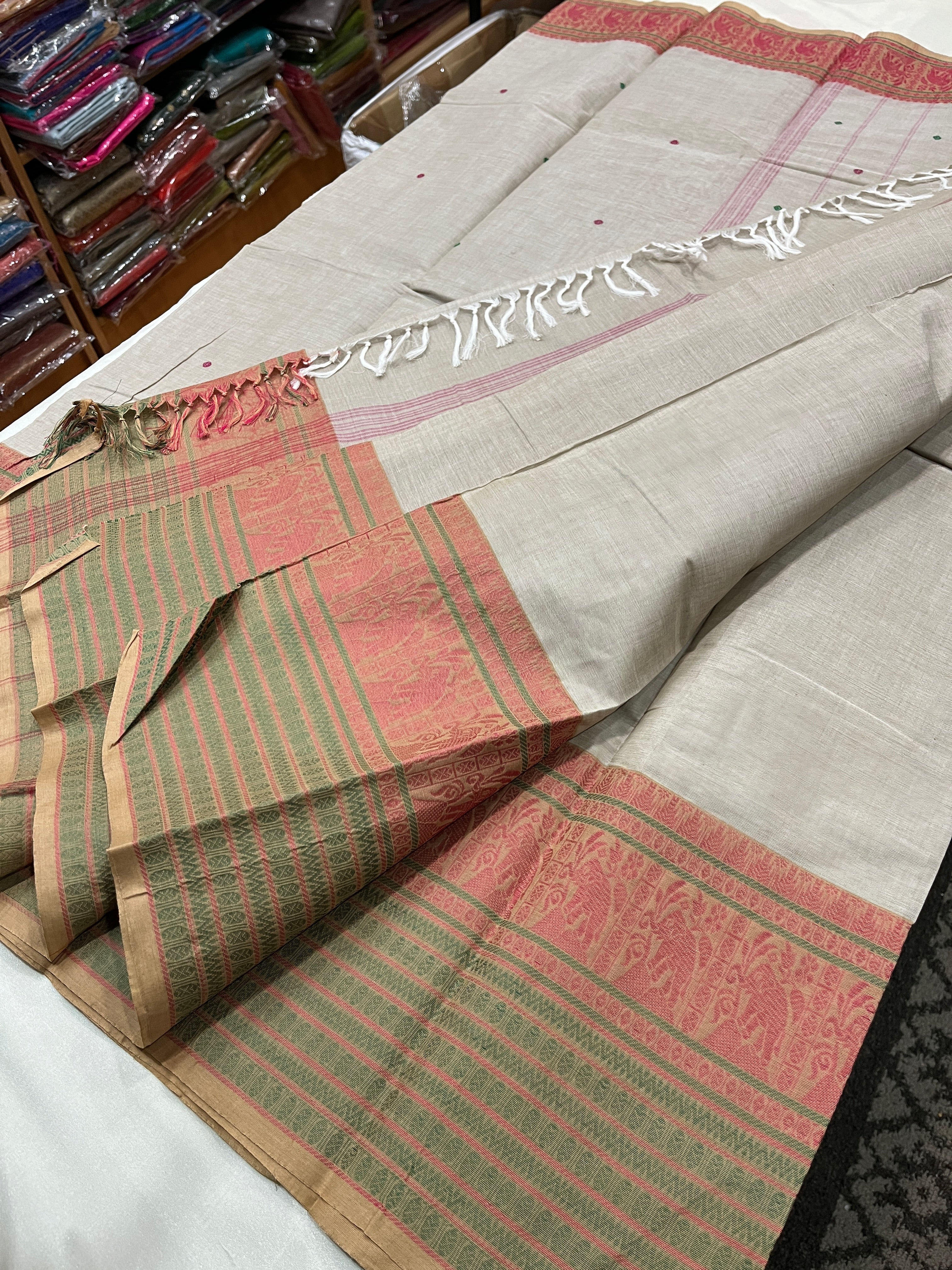 Kanchipuram 100 count pure cotton Saree with running blouse and lined pallu