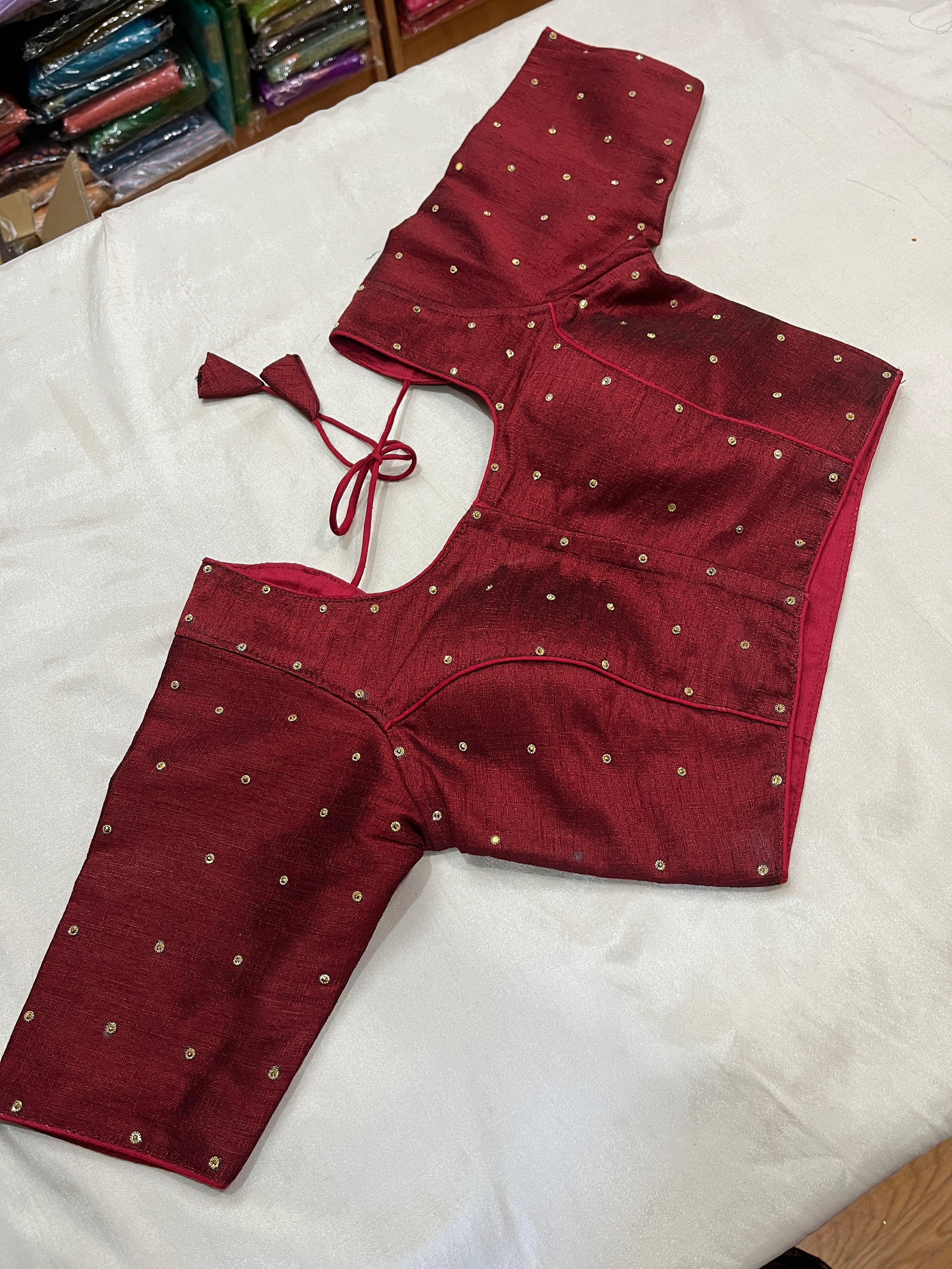 Simple Readmade blouse [ Size 30-36]